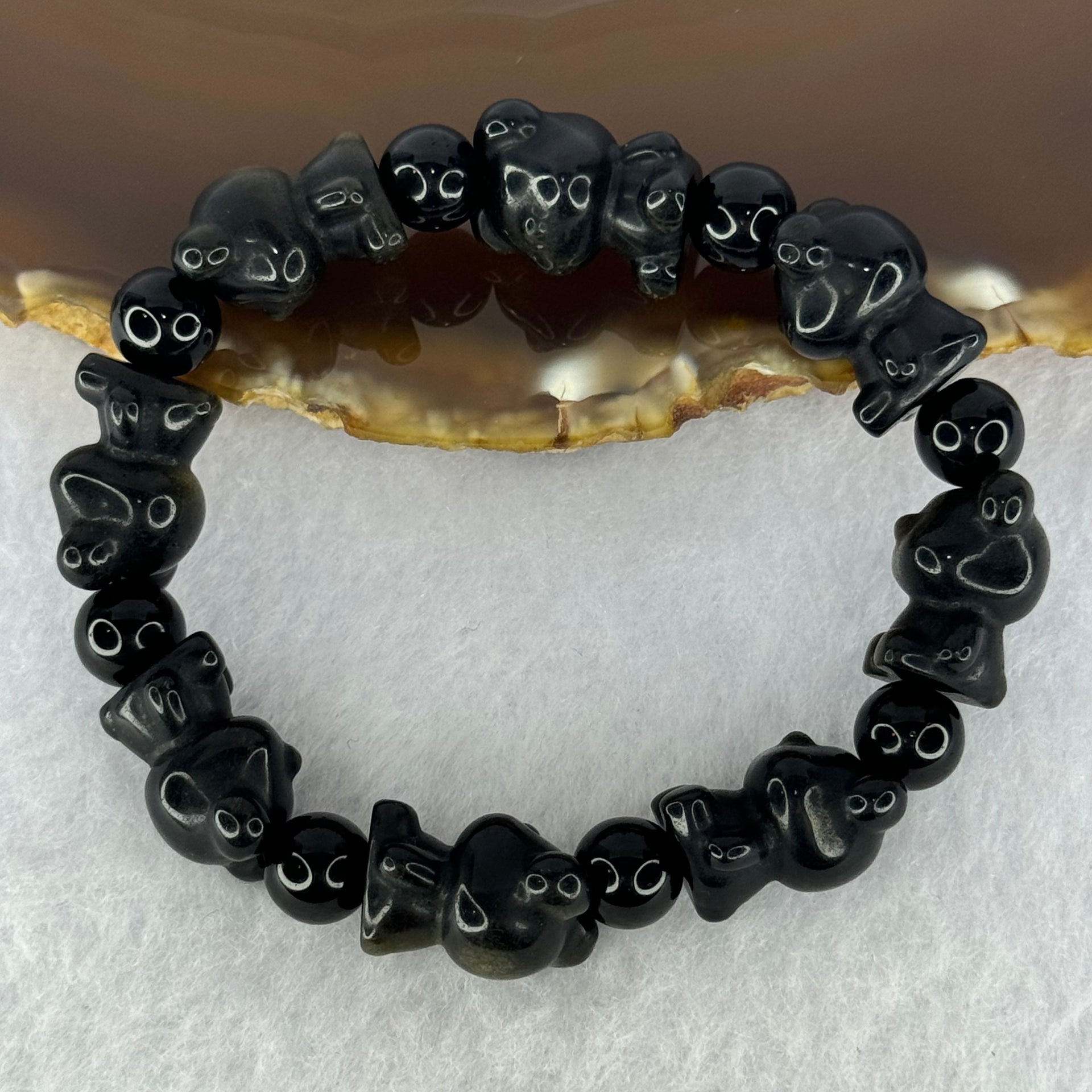 Obsidian Bear 17.5 by 12.8 by 11.7mm 8pcs and Beads 8.3mm 8pcs Charms Bracelet 27.92g 15.5cm - Huangs Jadeite and Jewelry Pte Ltd