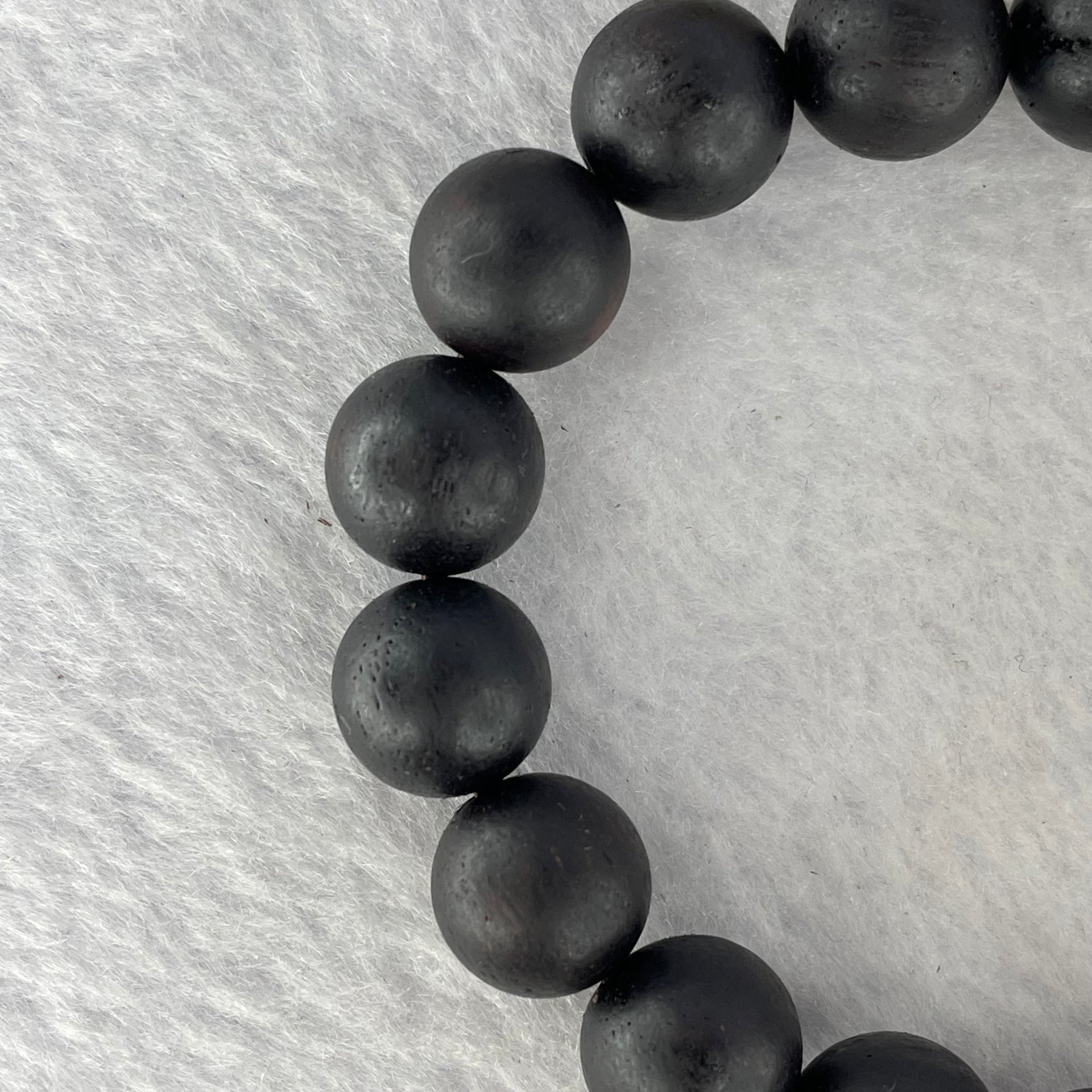 Natural Wild Hainan Jiang Zhen Xiang ( Acronychia Pedunculata) Beads Bracelet (Sinking Type) 天然野生海南降真香珠手链  14.43g 18cm /12.1mm 17 Beads - Huangs Jadeite and Jewelry Pte Ltd