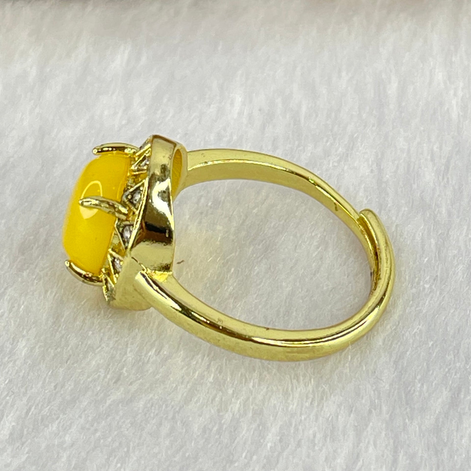 Natural Butterscotch Amber in  S925Sliver Gold Color Ring (Adjustable Size) 2.83g 9.9 by 7.9 by 4.0mm - Huangs Jadeite and Jewelry Pte Ltd