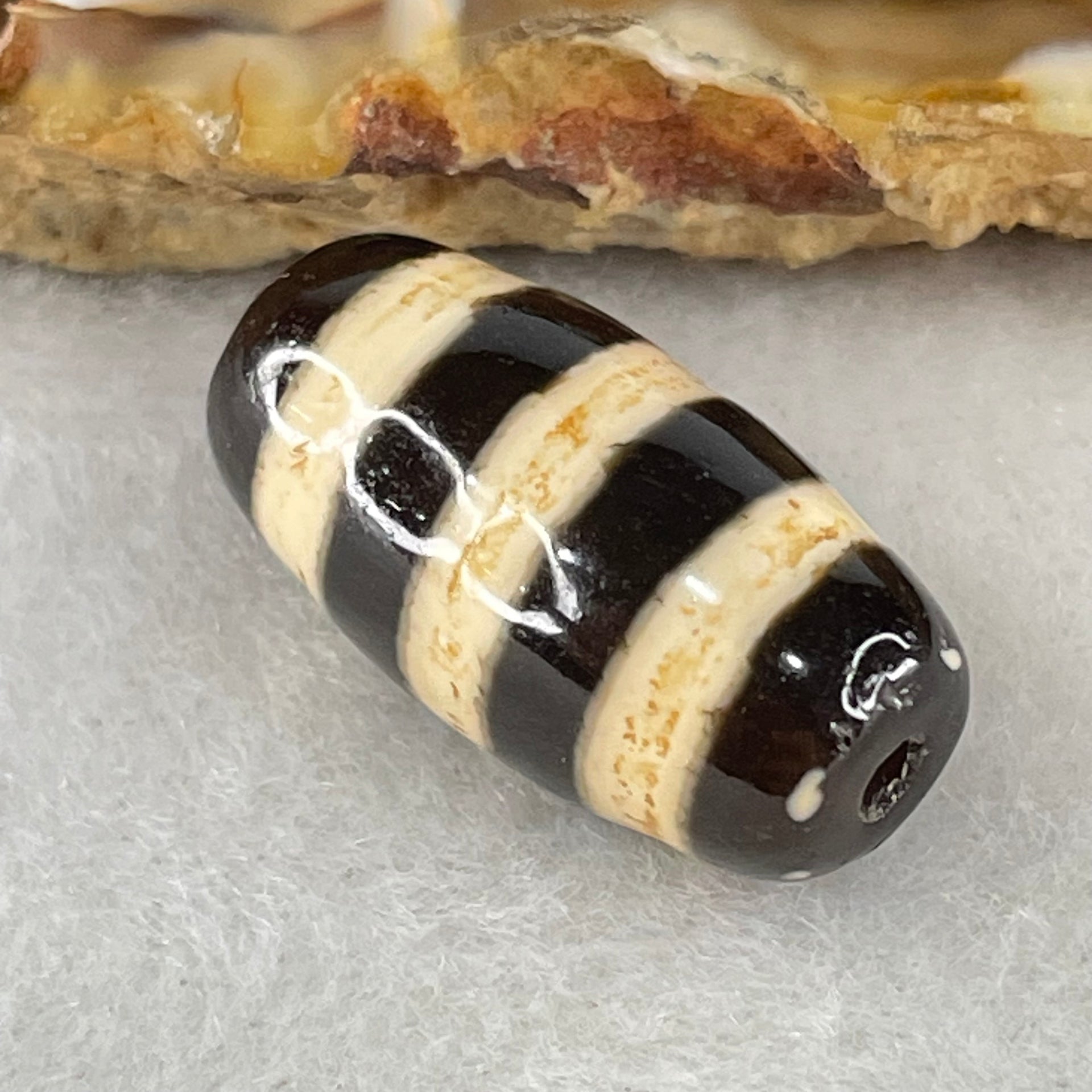 Natural Powerful Tibetan Old Oily Agate 3-Lines Dzi Bead Heavenly Master (Tian Zhu) 三行天诛 3.09g 19.9 by 10.1mm - Huangs Jadeite and Jewelry Pte Ltd