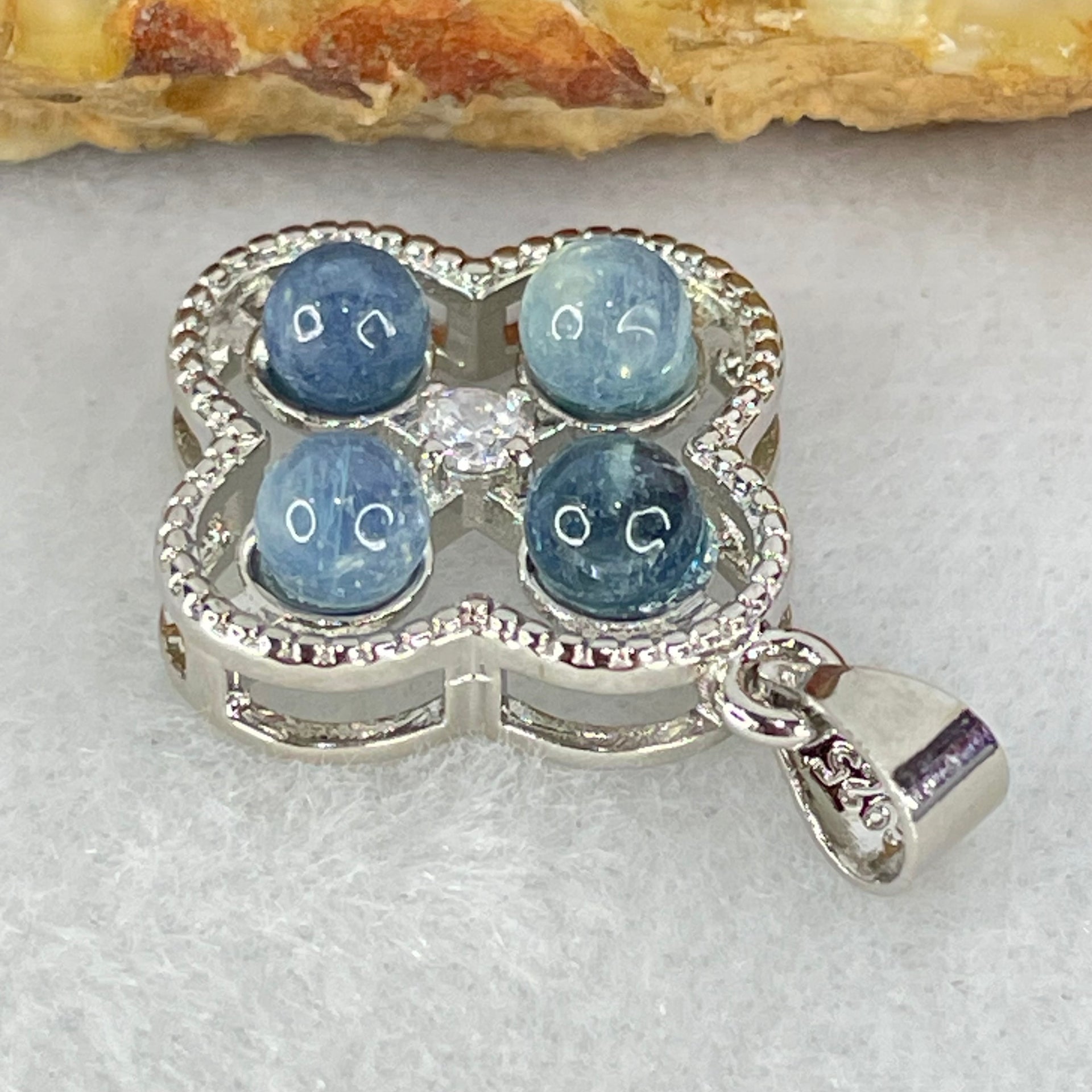 Above Average Grade Rare Natural Blue Dumortierite Rutilated Quartz in S925 Four Leaf Clover Pendant 2.32g 4.0mm 4pcs - Huangs Jadeite and Jewelry Pte Ltd