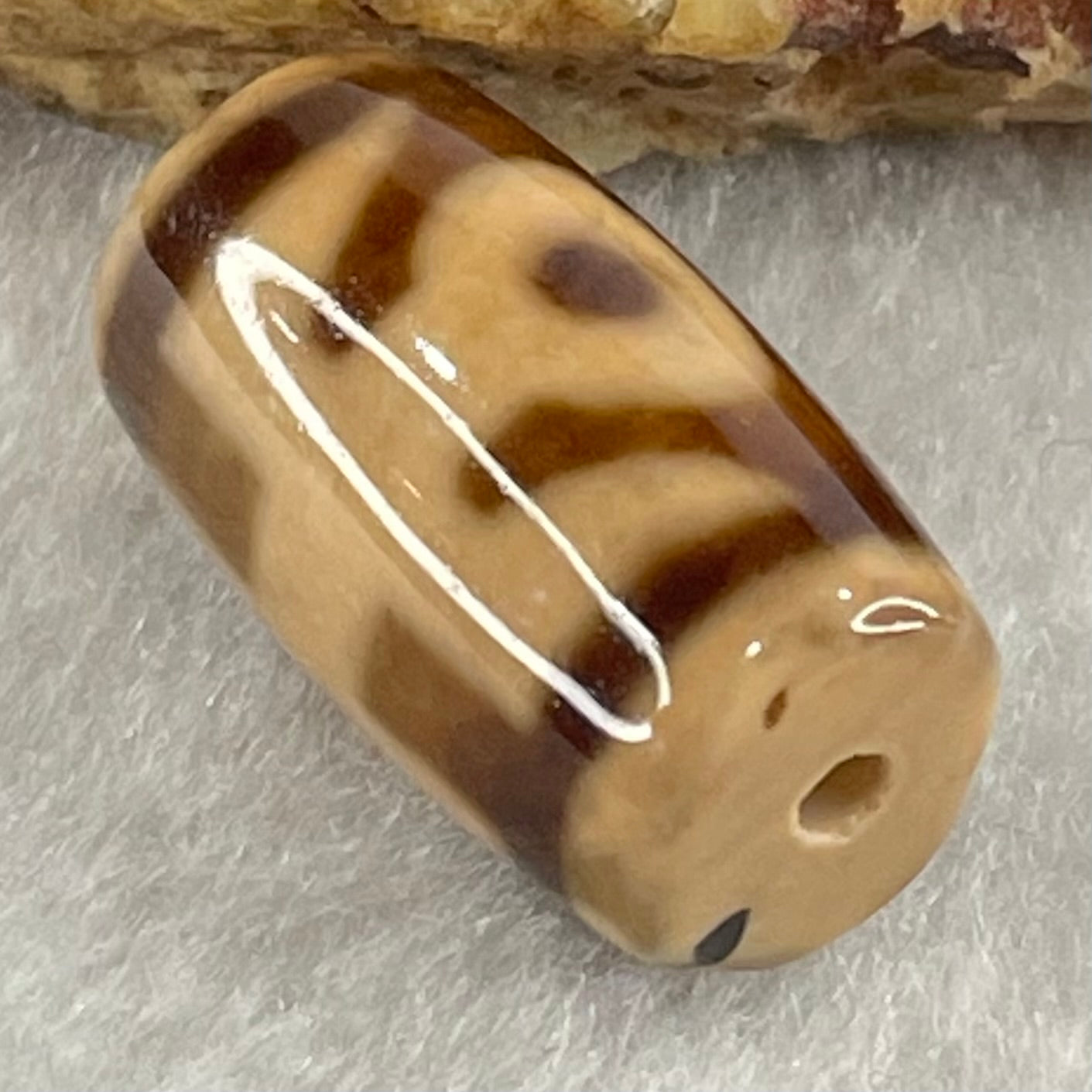 Natural Powerful Tibetan Old Oily Agate Patina Guiren Tairen Human Dzi Bead Totem Amulet Heavenly Master (Tian Zhu) 贵人天诛 4.68g 19.9 by 11.7mm - Huangs Jadeite and Jewelry Pte Ltd