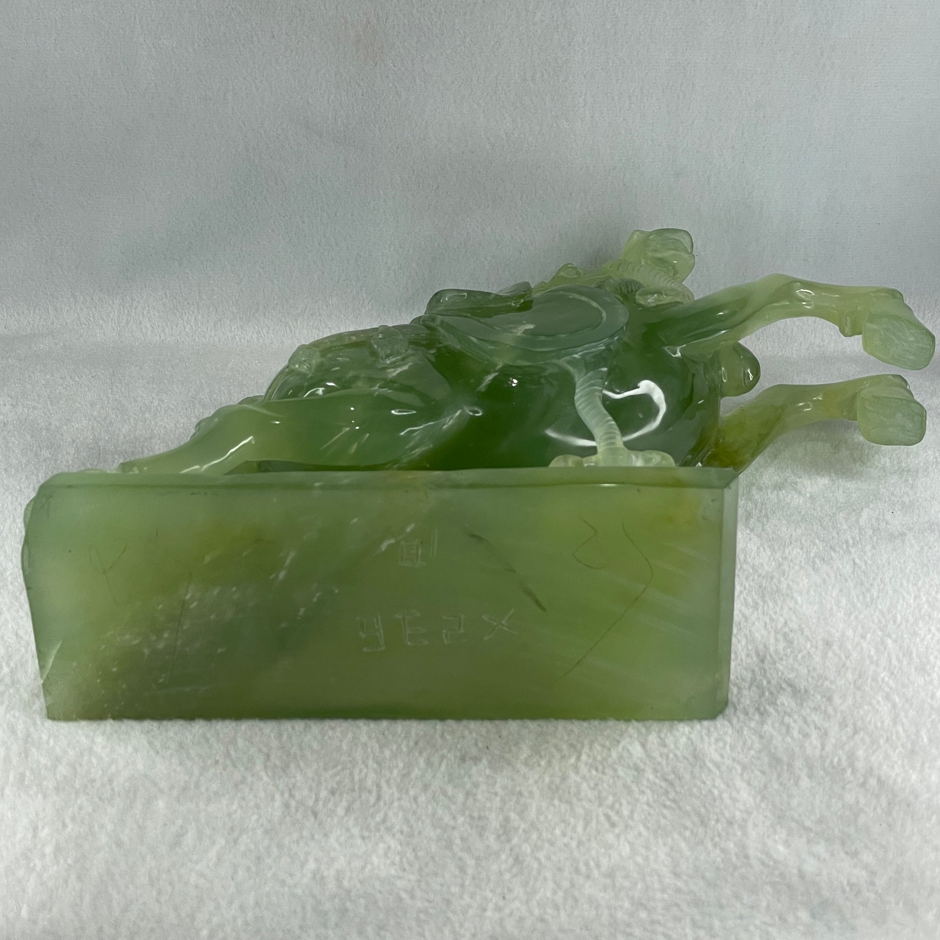 Natural Semi Icy Green Serpentine Victory Horse with Wooden Stand Display 2,644.2g 270.0 by 96.0 by 260.0mm - Huangs Jadeite and Jewelry Pte Ltd