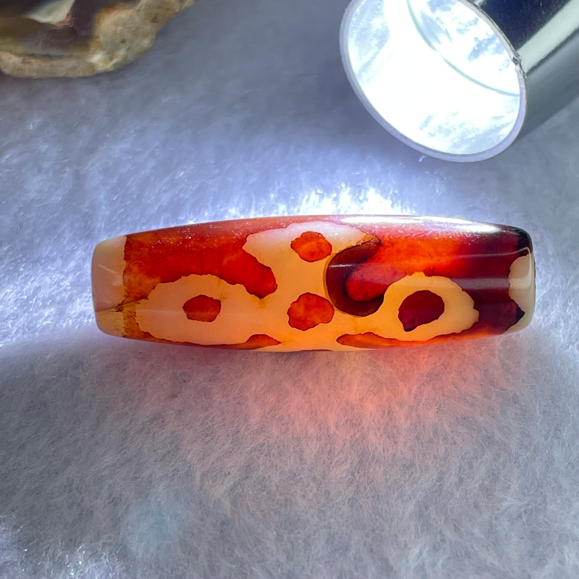 Natural Powerful Tibetan Old Oily Agate 5 Eyes Lightning Dzi Bead Heavenly Master (Tian Zhu) 五眼闪电天珠 8.51g 38.0 by 12.0mm - Huangs Jadeite and Jewelry Pte Ltd