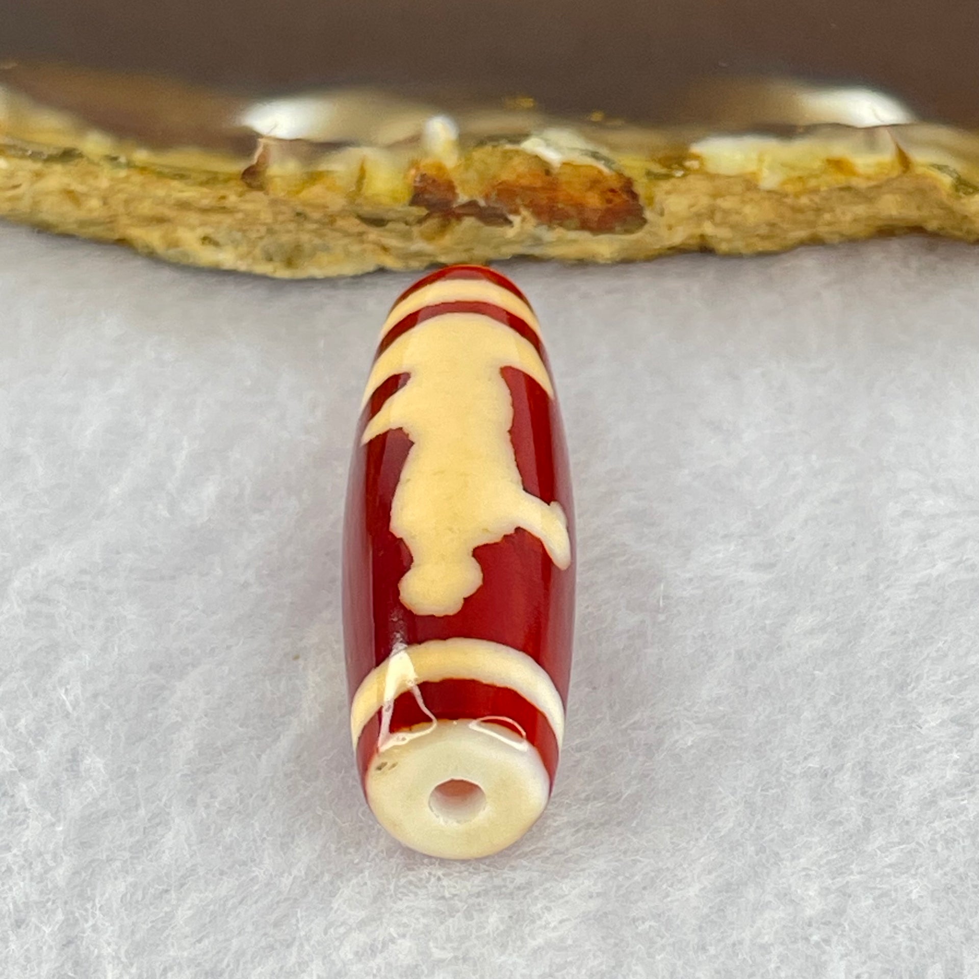 Natural Powerful Tibetan Old Oily Red and Yellowish White Agate Guan Yin Dzi Bead Heavenly Master (Tian Zhu) 观音天诛 8.34g 37.9 by 11.9mm - Huangs Jadeite and Jewelry Pte Ltd