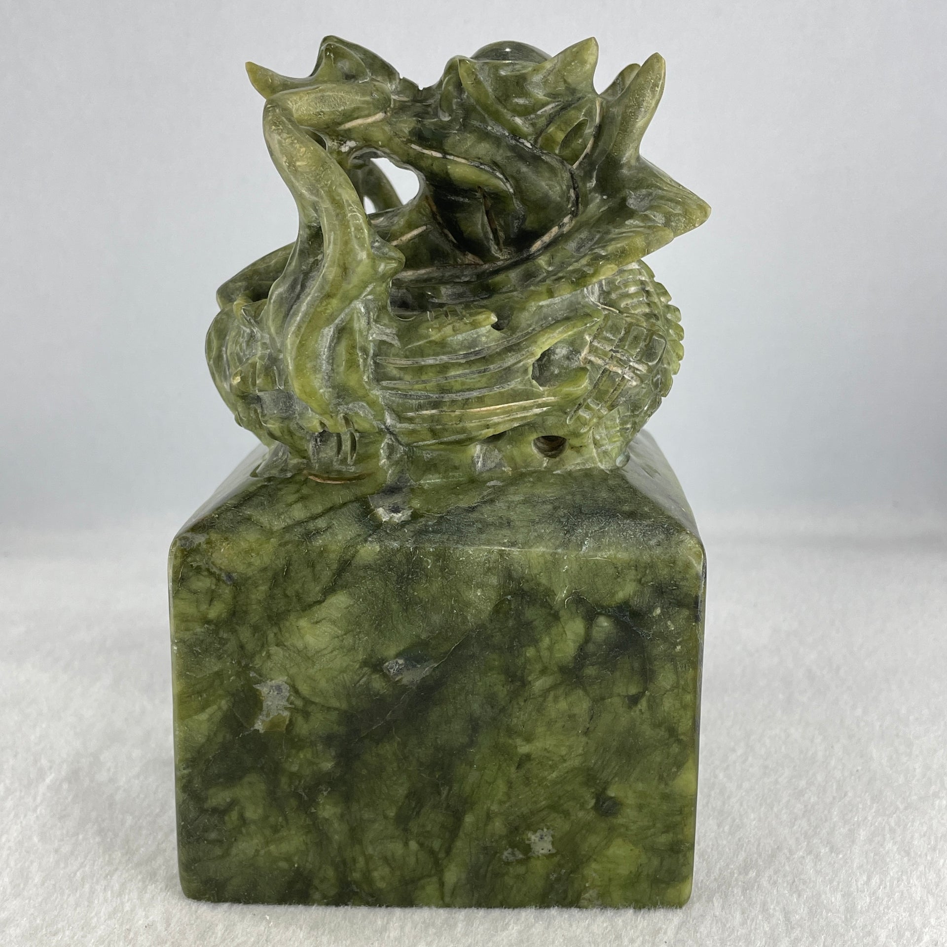 Natural Green Serpentine Dragon Seal Display 2,301.4g 92.5 by 91.5 by 145.0mm - Huangs Jadeite and Jewelry Pte Ltd