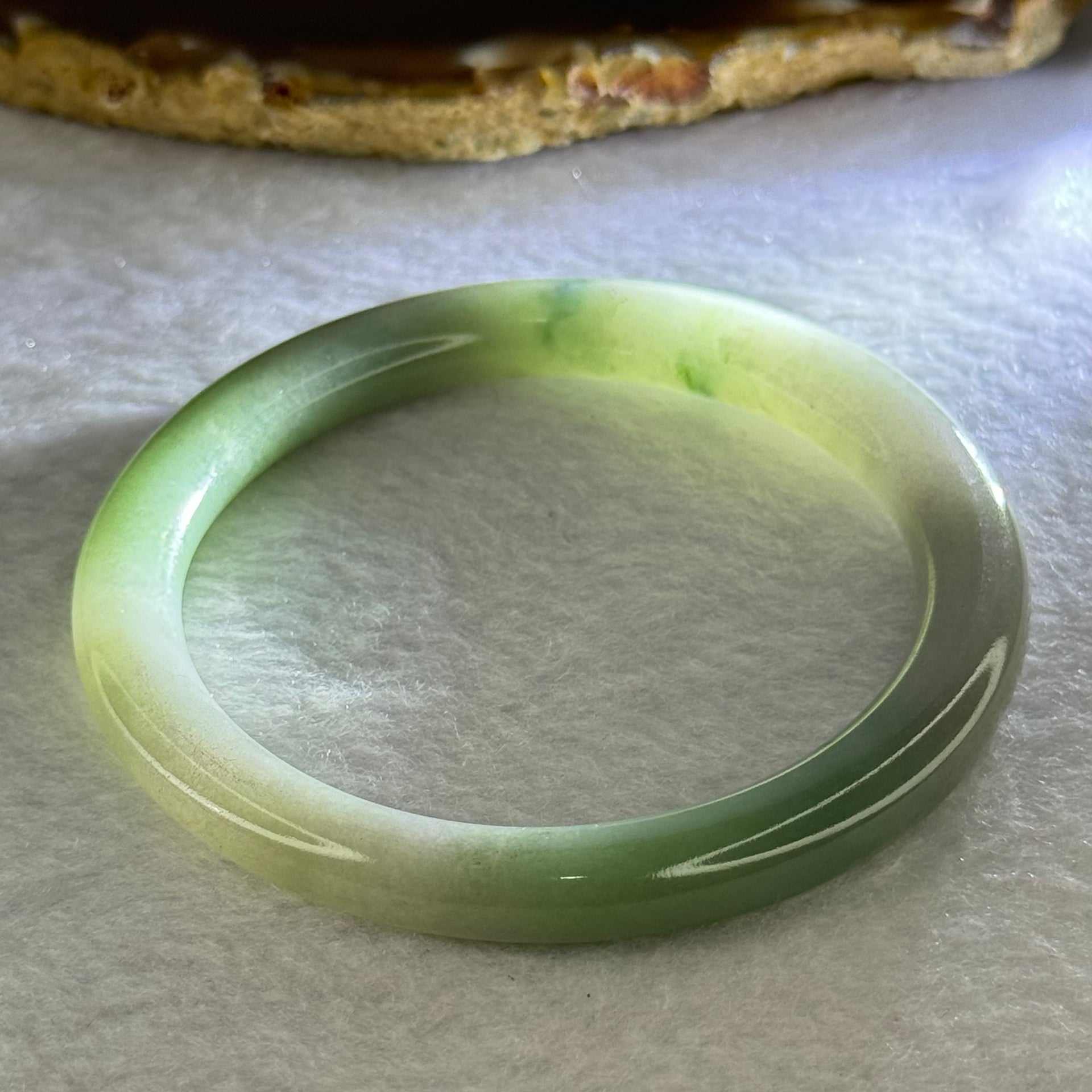 Type A Green Lavender Jadeite Bangle 36.73g Internal Diameter 56.2mm 7.6 by 9.0mm (Very Slight Internal Line) - Huangs Jadeite and Jewelry Pte Ltd