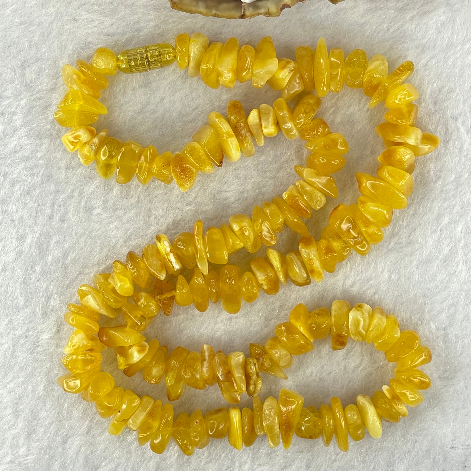 Natural Beeswax Raw Stone Irregular Beads Necklace 天然蜜蜂蜡原石项链 26.66g 46cm 13.7 by 8.5 by 4.5mm, 7.4 by 7.2 by 4.4mm 127pcs - Huangs Jadeite and Jewelry Pte Ltd