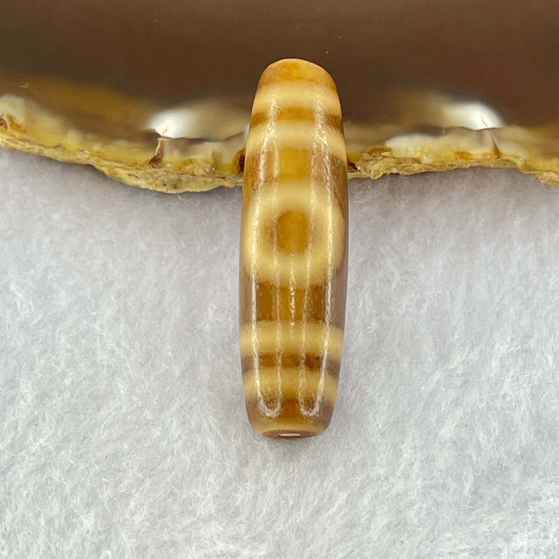 Natural Powerful Tibetan Old Oily Agate Sky Door Serenity 1 Eye Dzi Bead Heavenly Master (Tian Zhu) 一眼天诛 7.74g 38.8 by 11.5mm - Huangs Jadeite and Jewelry Pte Ltd