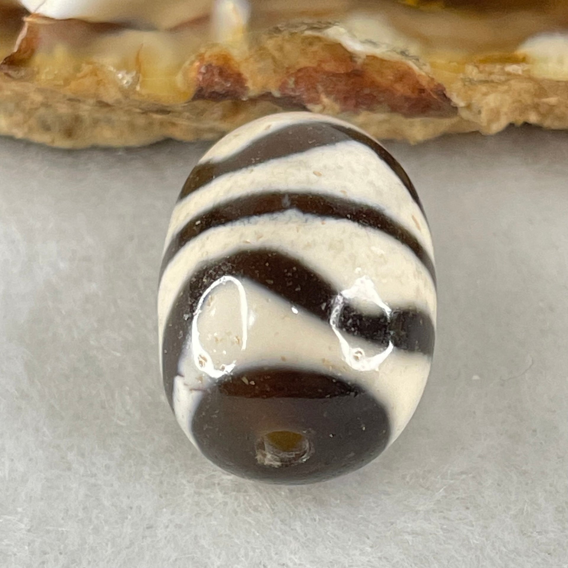 Natural Powerful Tibetan Old Oily Agate Double Tiger Tooth Daluo Dzi Bead Heavenly Master (Tian Zhu) 虎呀天诛 4.72g 17.8 by 13.2mm - Huangs Jadeite and Jewelry Pte Ltd