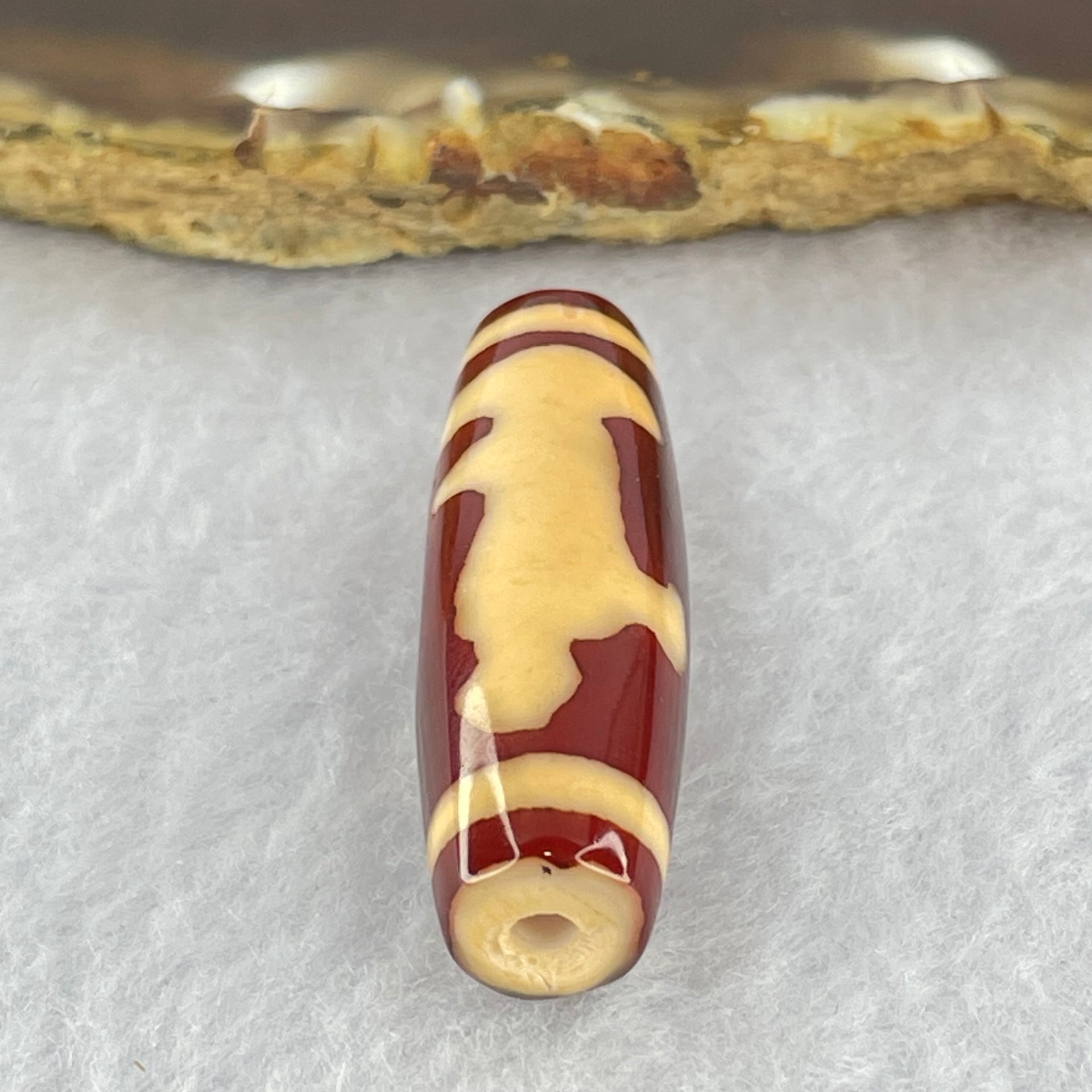Natural Powerful Tibetan Old Oily Red and Yellowish White Agate Guan Yin Dzi Bead Heavenly Master (Tian Zhu) 观音天诛 8.83g 38.7 by 12.2mm - Huangs Jadeite and Jewelry Pte Ltd