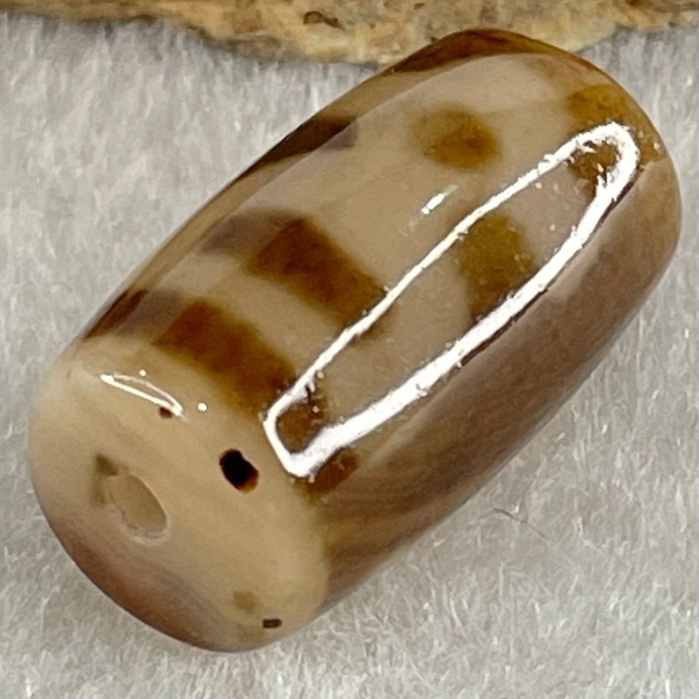 Natural Powerful Tibetan Old Oily Agate Double Cai Shen Dzi Bead Heavenly Master (Tian Zhu) 双财神长天珠 4.60g 19.4 by 11.6mm - Huangs Jadeite and Jewelry Pte Ltd