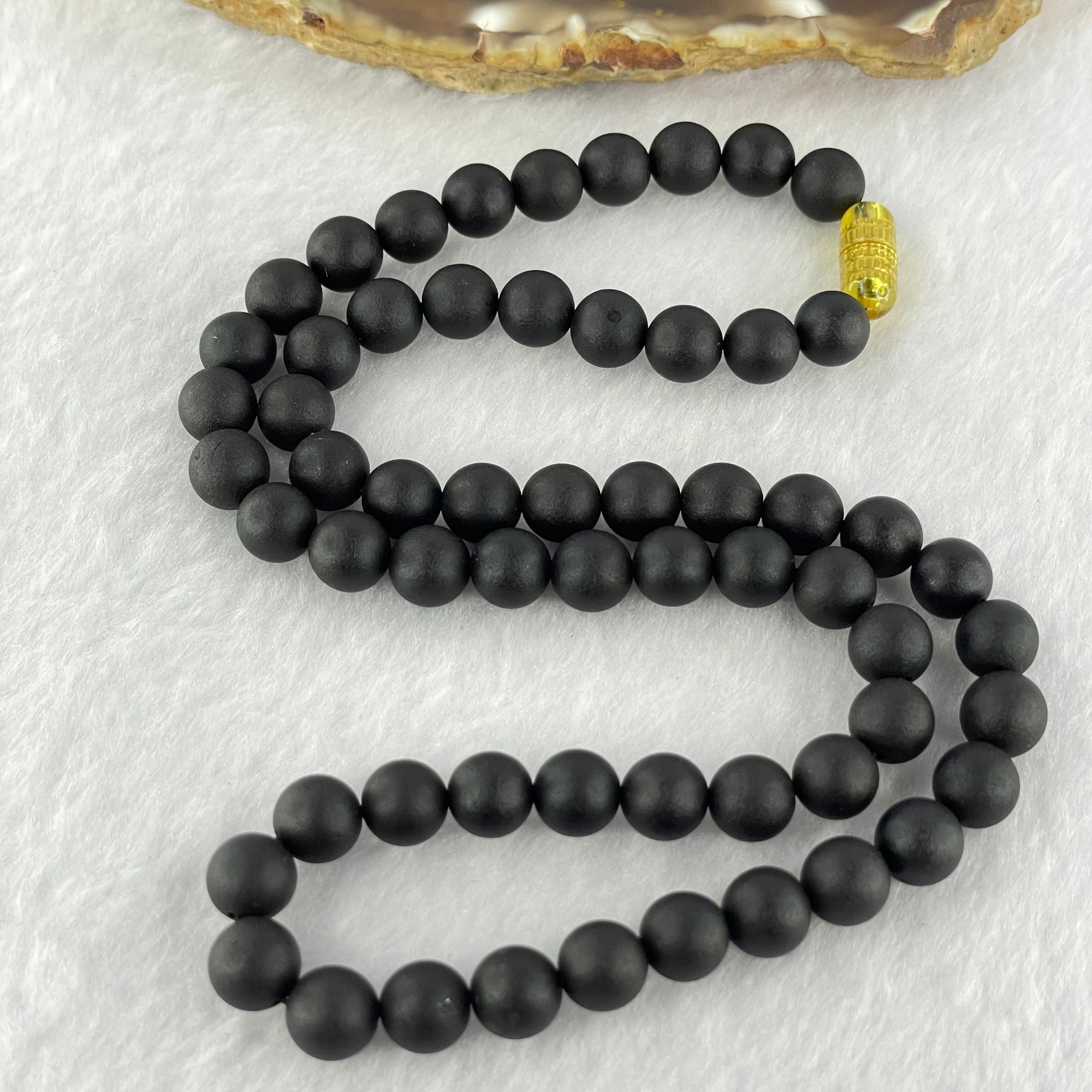 Natural Dark Matt Black Amber Beads Necklace 天然大黑天翁琥珀项链 14.98g 44cm 7.7mm 60 Beads - Huangs Jadeite and Jewelry Pte Ltd