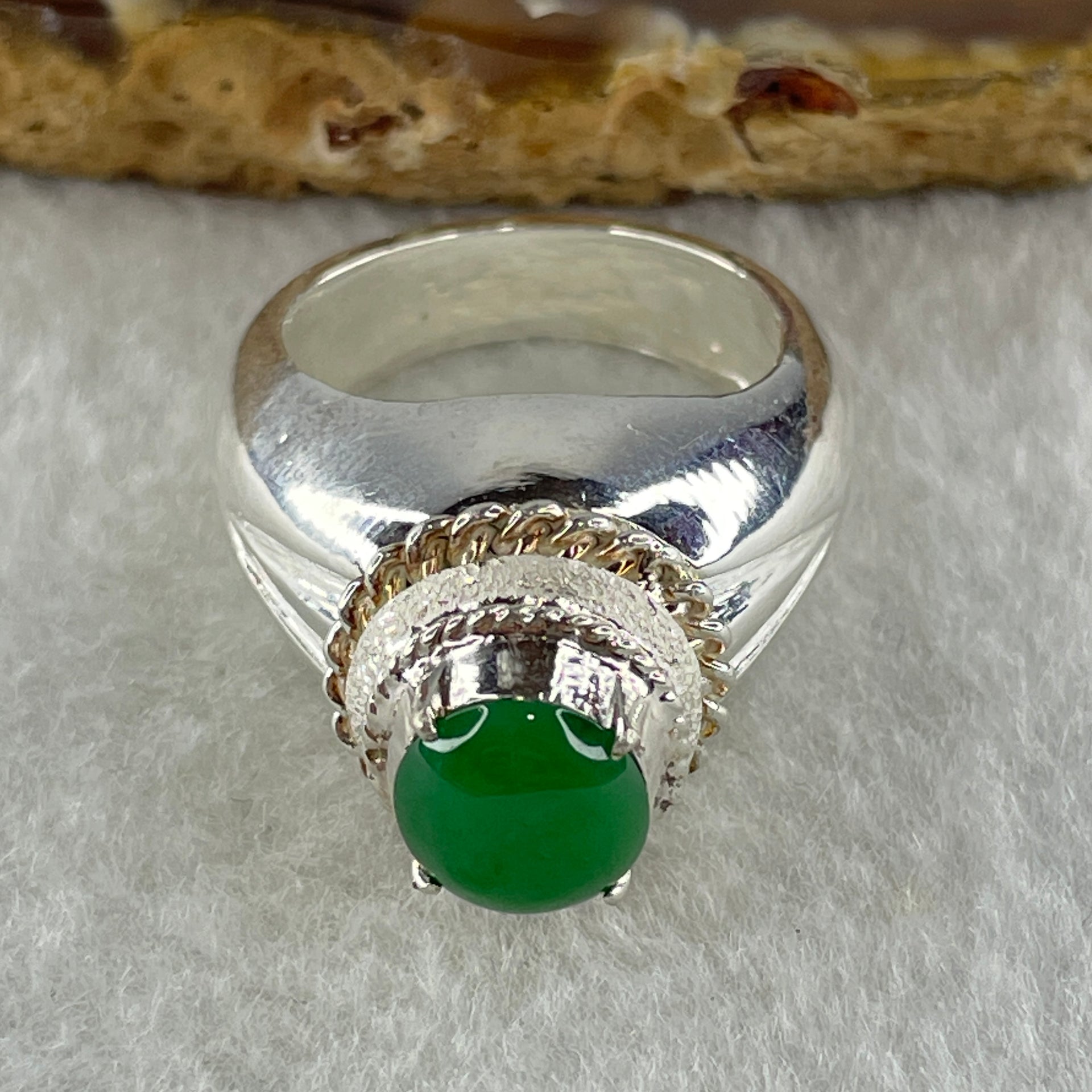 Type A Natural Old Mine Green Jadeite Cabochon 6.8 by 8.5 by 3.0mm Stone for Setting 14.03g (On Silver Ring Mold) US 7.5 HK 16.5 - Huangs Jadeite and Jewelry Pte Ltd