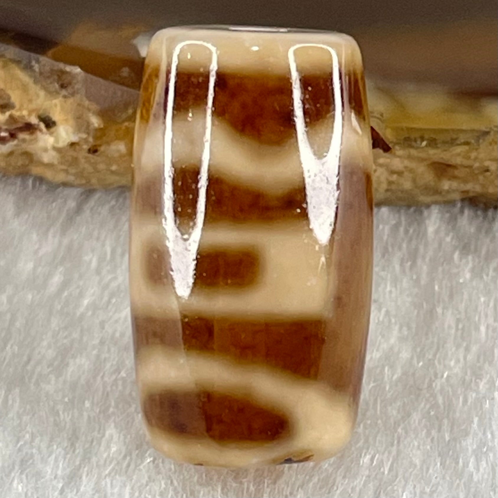 Natural Powerful Tibetan Old Oily Agate Sky Door Serenity 1 Eye Dzi Bead Heavenly Master (Tian Zhu) 一眼天门天诛 4.77g 20.3 by 11.7mm - Huangs Jadeite and Jewelry Pte Ltd