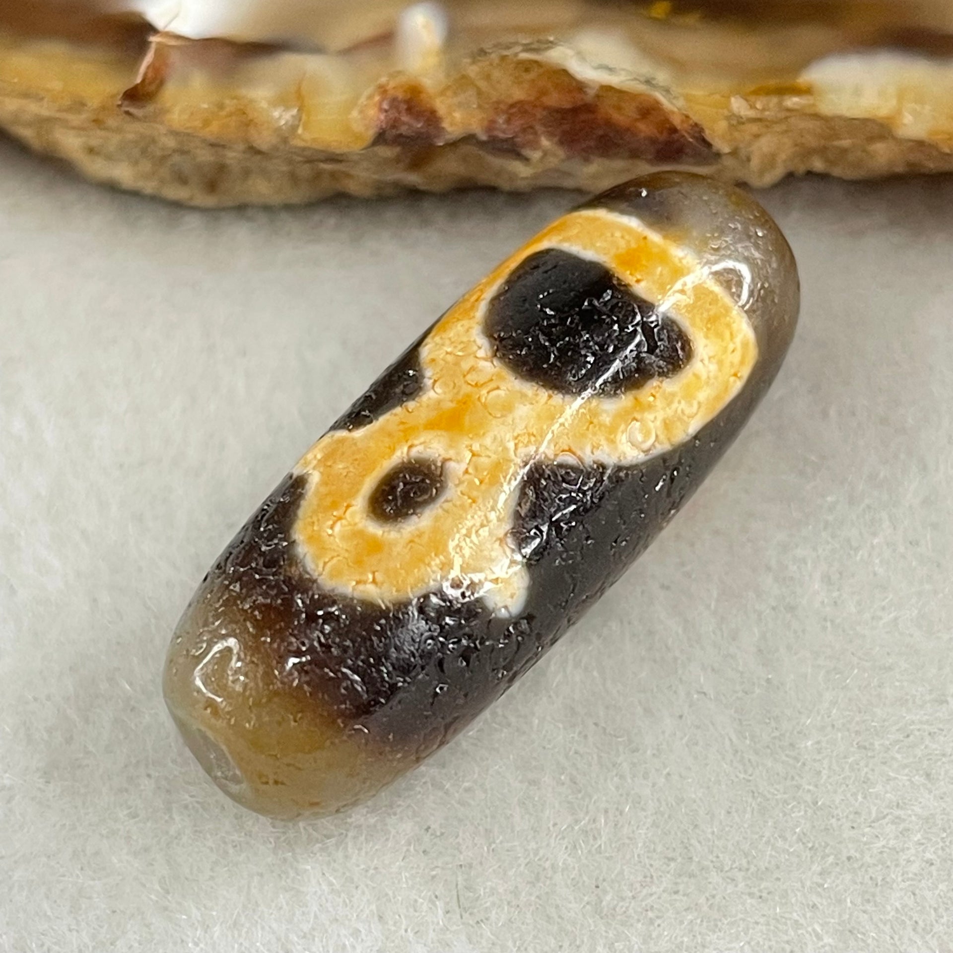 Natural Powerful Tibetan Old Oily Agate Double Cai Shen Dzi Bead Heavenly Master (Tian Zhu) 双财神长天珠 5.80g 29.3 by 11.2mm - Huangs Jadeite and Jewelry Pte Ltd