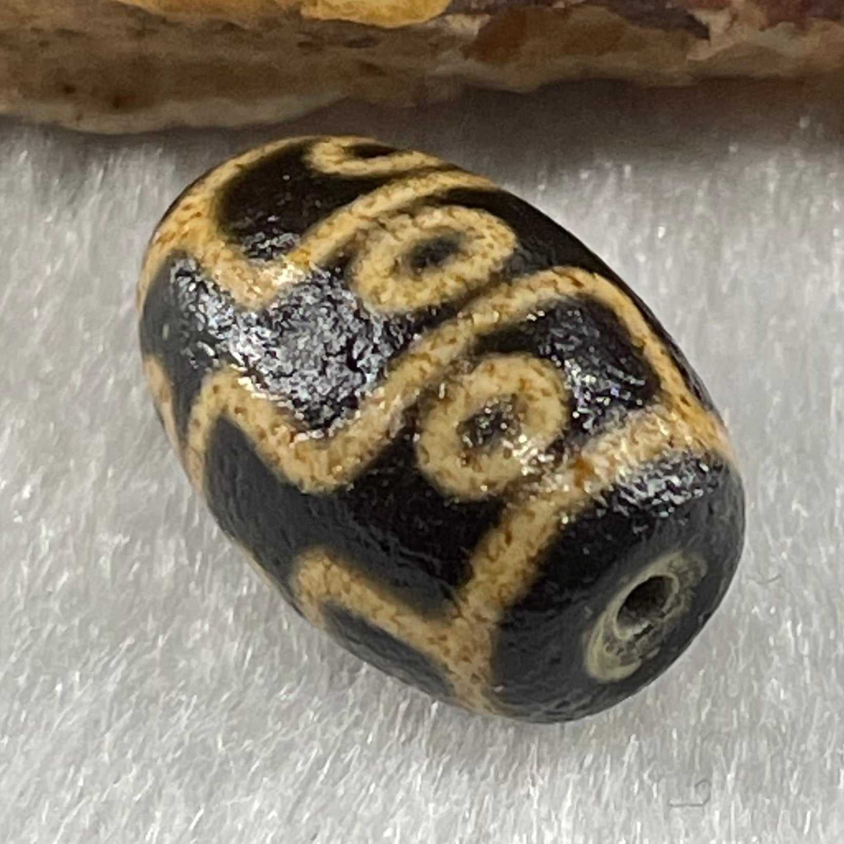 Natural Powerful Tibetan Old Oily Agate 9 Eyes Dzi Bead Heavenly Master (Tian Zhu) 九眼天诛 1.91g 14.0 by 9.8mm - Huangs Jadeite and Jewelry Pte Ltd