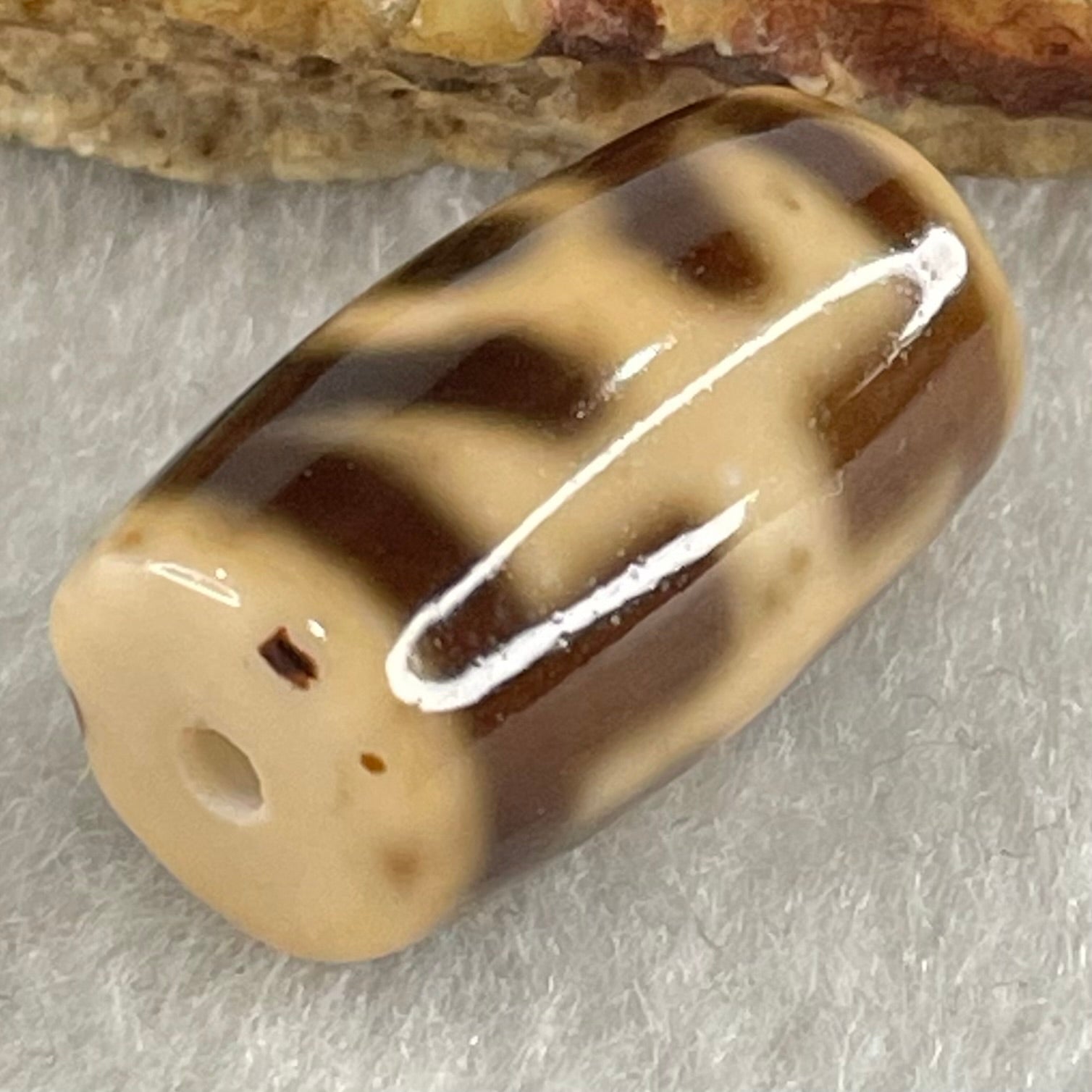 Natural Powerful Tibetan Old Oily Agate Patina Guiren Tairen Human Dzi Bead Totem Amulet Heavenly Master (Tian Zhu) 贵人天诛 4.82g 19.9 by 11.5mm - Huangs Jadeite and Jewelry Pte Ltd