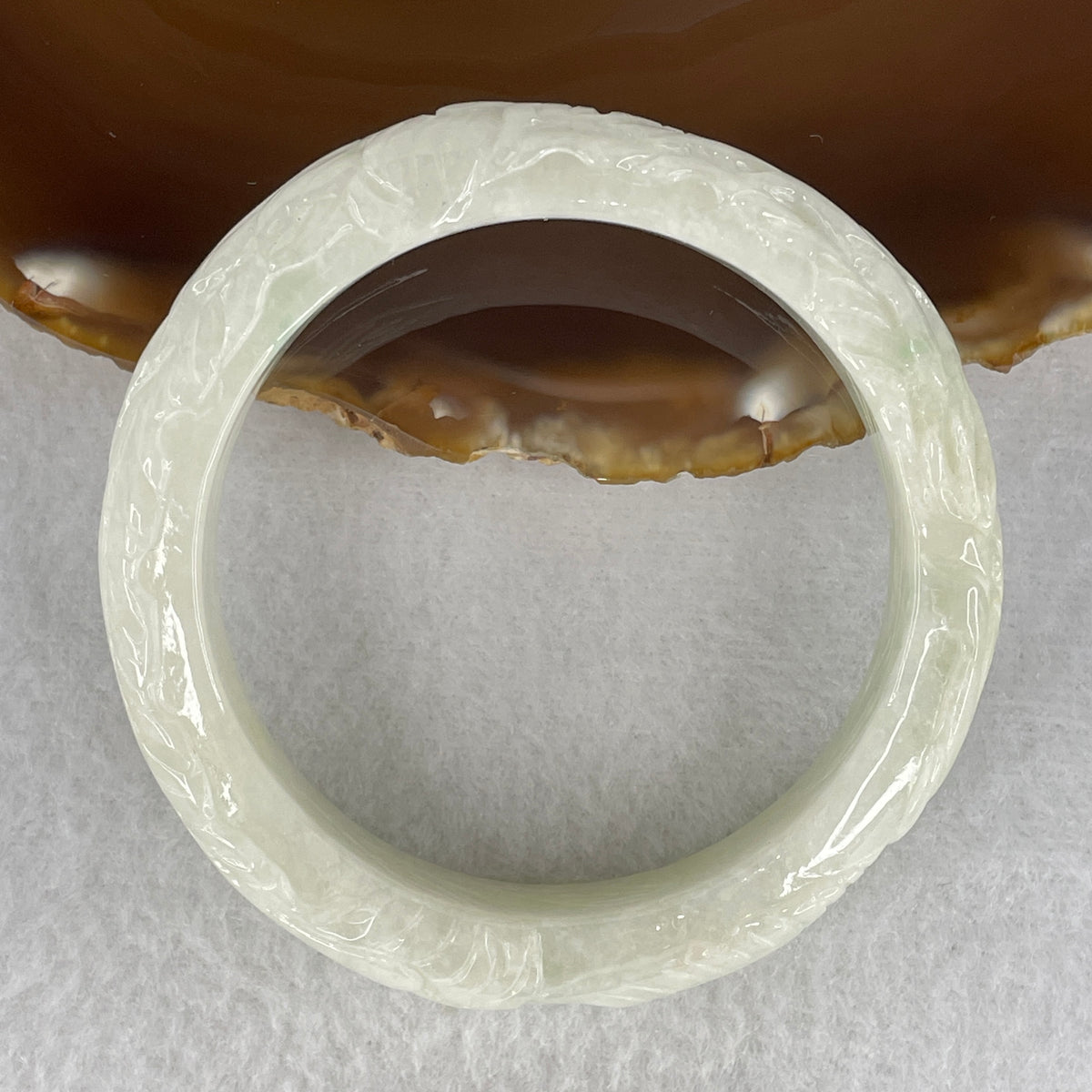 Natural Type A Jadeite Bangle | Carved Phoenix Relief Light Green (56.42g | 54.6mm Inner Diameter | 12.2 x 9.4mm) (Internal Line)