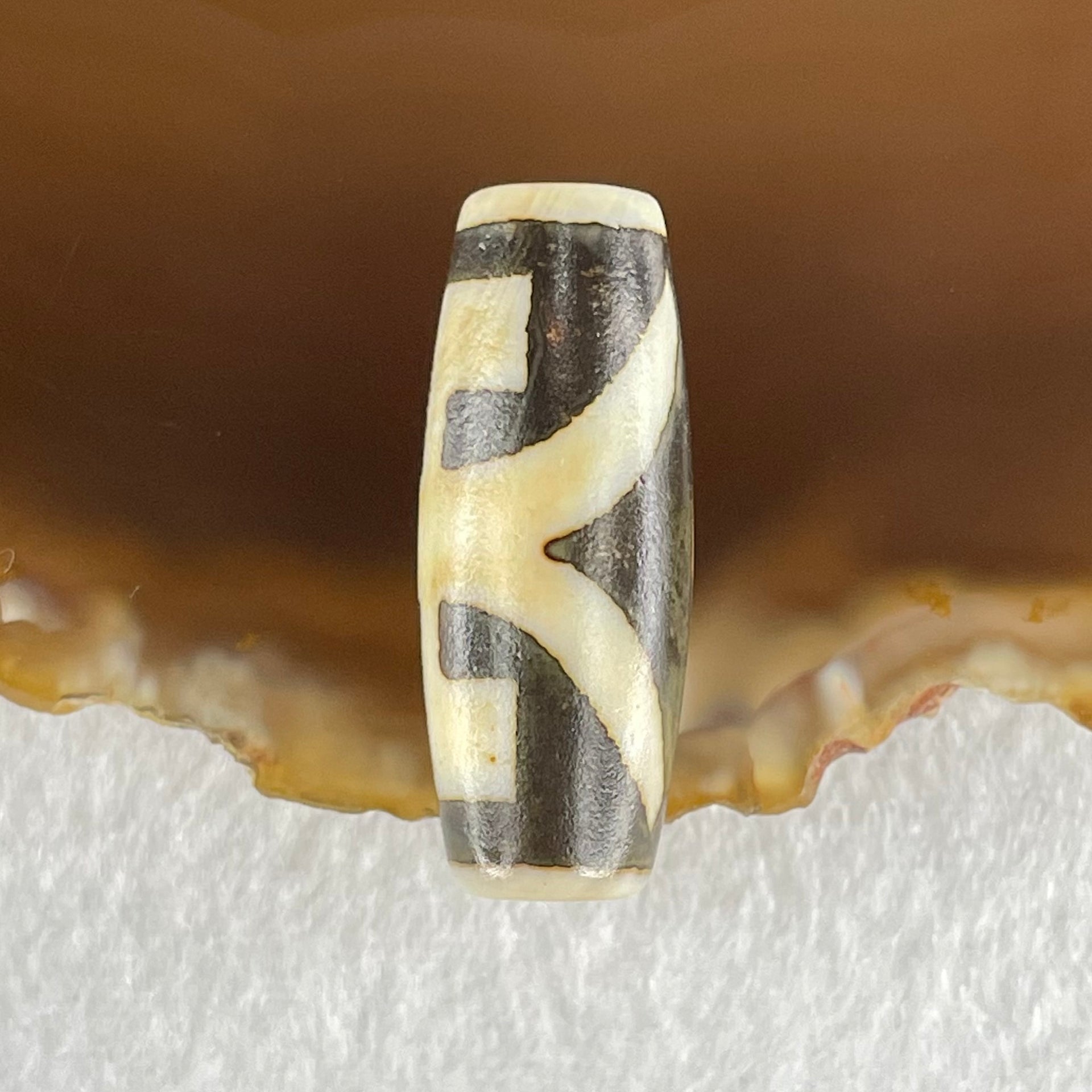 Natural Powerful Tibetan Old Oily Agate Patina Guiren Tairen Human Dzi Bead Totem Amulet Heavenly Master (Tian Zhu) 贵人天诛 5.70g 28.9 by 11.4 - Huangs Jadeite and Jewelry Pte Ltd