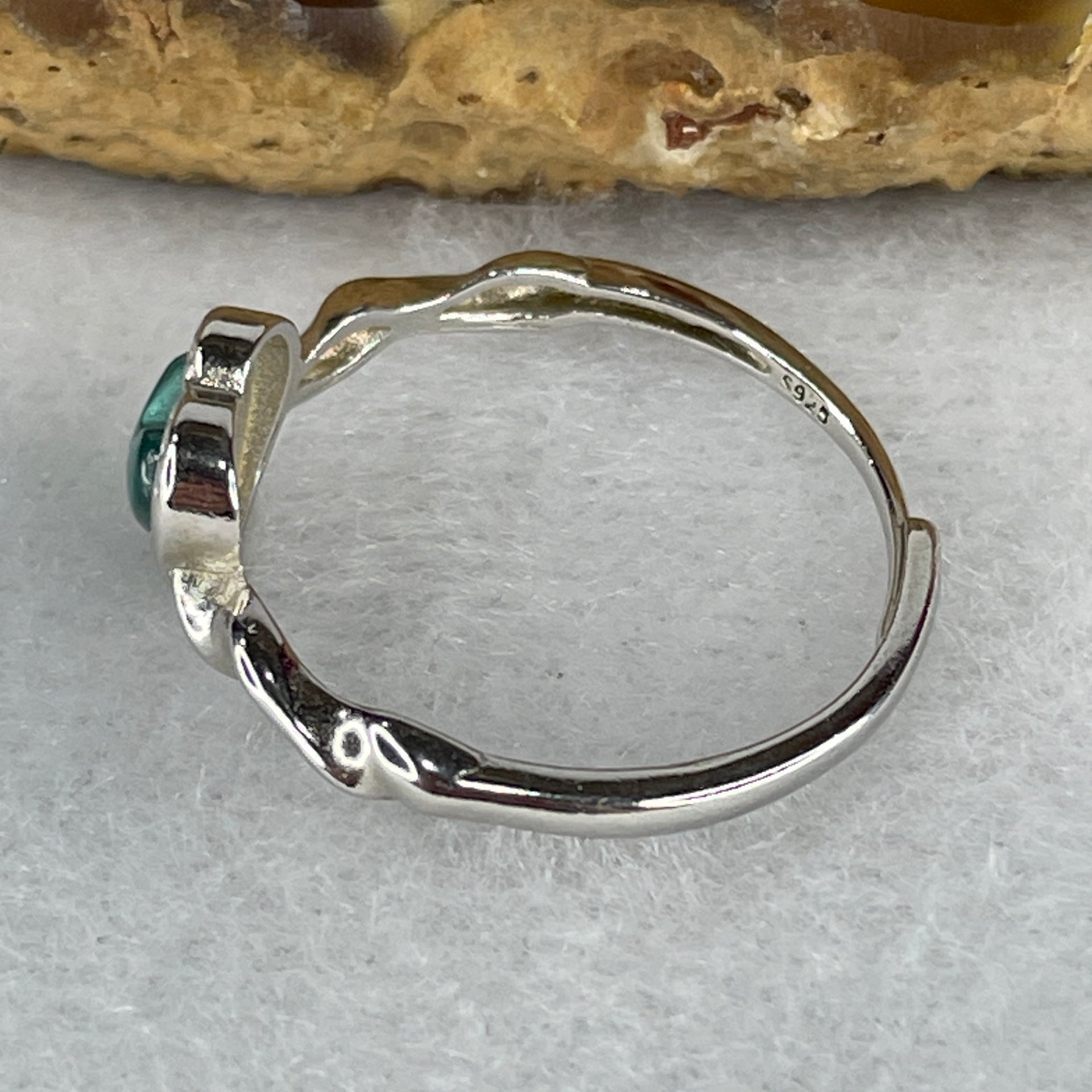 Natural-Blueish-Green-Tourmaline-Heart-Shape-in-S925-Sliver-Ring-1.60g-5.2-by-5.5-by-2.0mm-(Adjustable-Size)