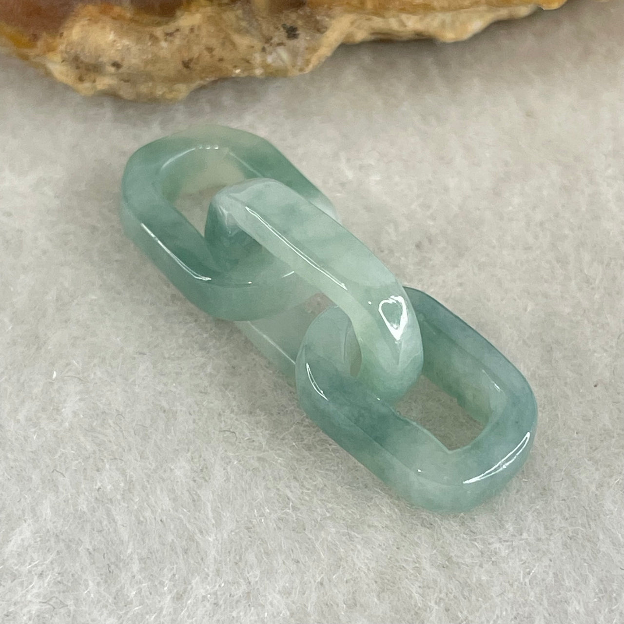 Type A Blueish Green with Faint White Jadeite Rolo Link Chain for Setting 2.26g 15.1 by 9.9 by 3.6mm - Huangs Jadeite and Jewelry Pte Ltd