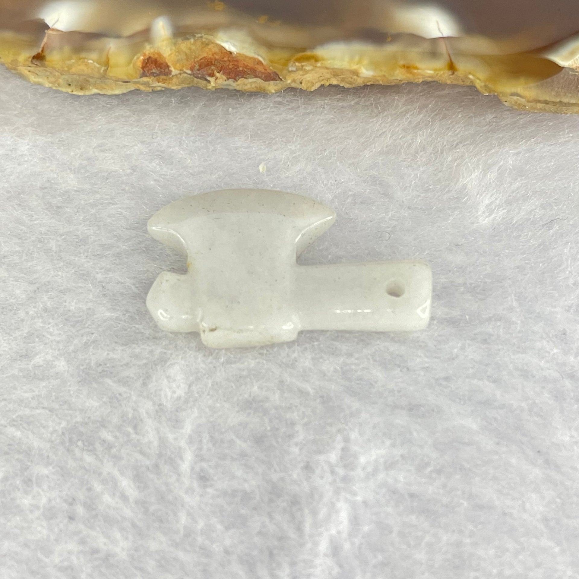 Type A faint Green Lavender Jadeite Axe with 2.51g 2.51mm by 15.4mm by 3.7mm - Huangs Jadeite and Jewelry Pte Ltd