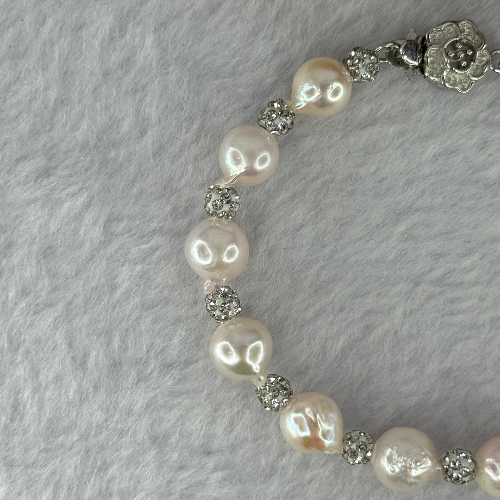 Natural Seawater Pearl Beads with Crystals in S925 Sliver Flower Bracelet 9.86g 15.5cm 7.4mm 13 Beads - Huangs Jadeite and Jewelry Pte Ltd