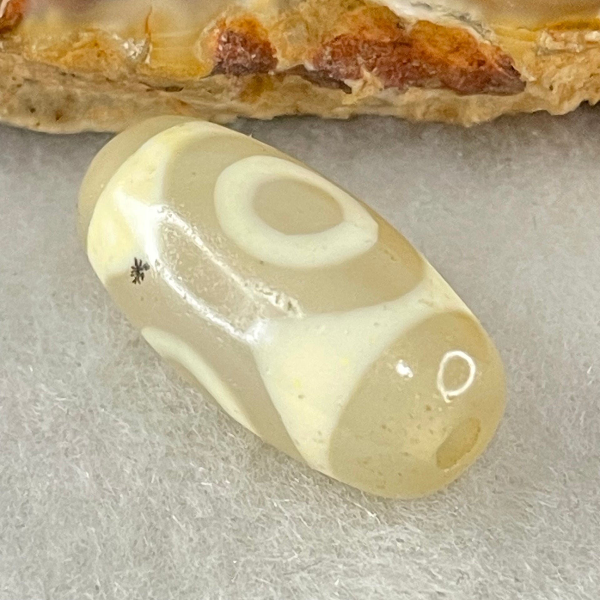 Natural Powerful Tibetan Old Oily Agate 3 Eyes Dzi Bead Heavenly Master (Tian Zhu) 三眼天诛 2.92g 20.1 by 10.1mm - Huangs Jadeite and Jewelry Pte Ltd