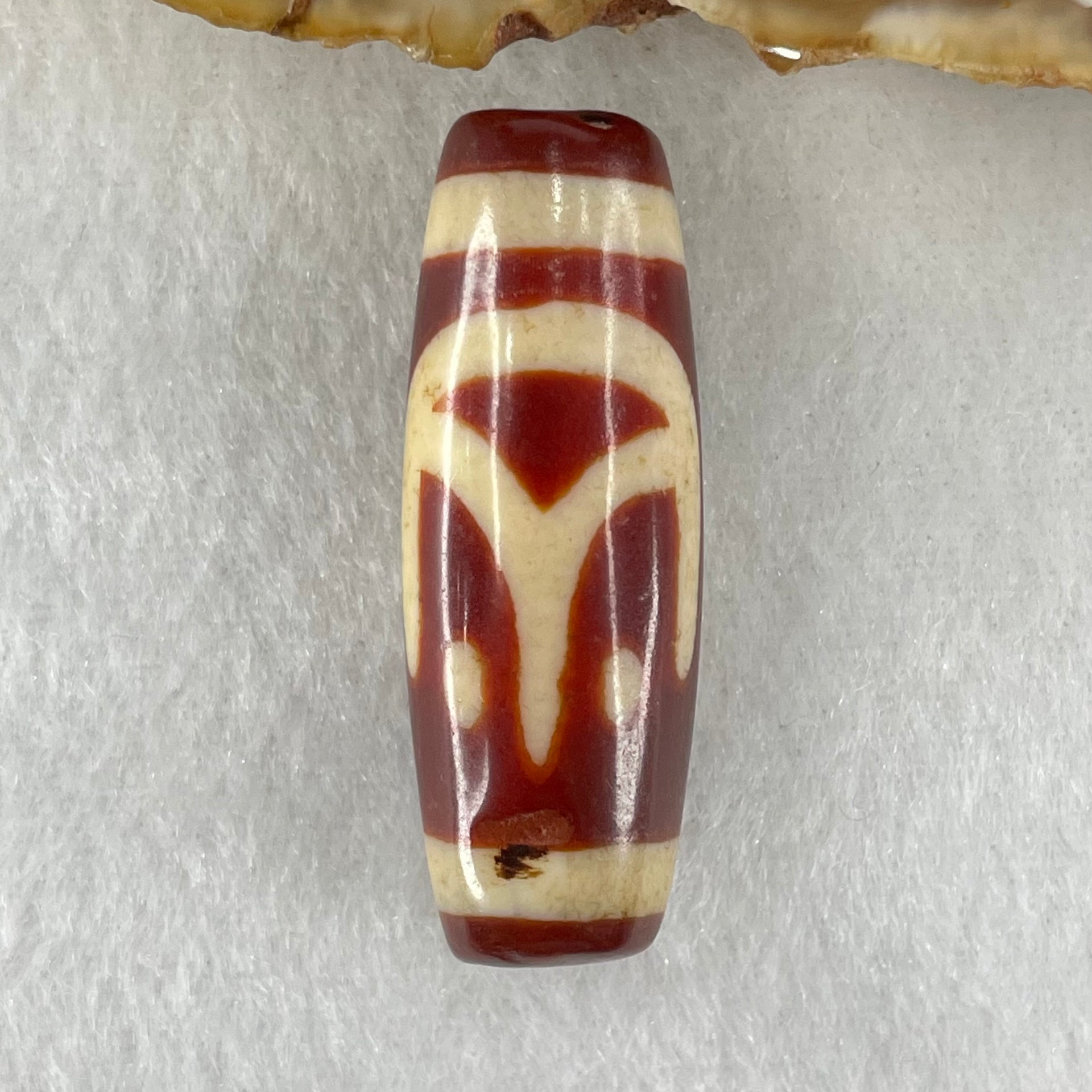 Natural Powerful Tibetan Old Oily Red White Agate One Eye Fire Sign Dzi Bead Heavenly Master (Tian Zhu) 一眼火天珠 10.52g 38.0 by 13.3mm - Huangs Jadeite and Jewelry Pte Ltd