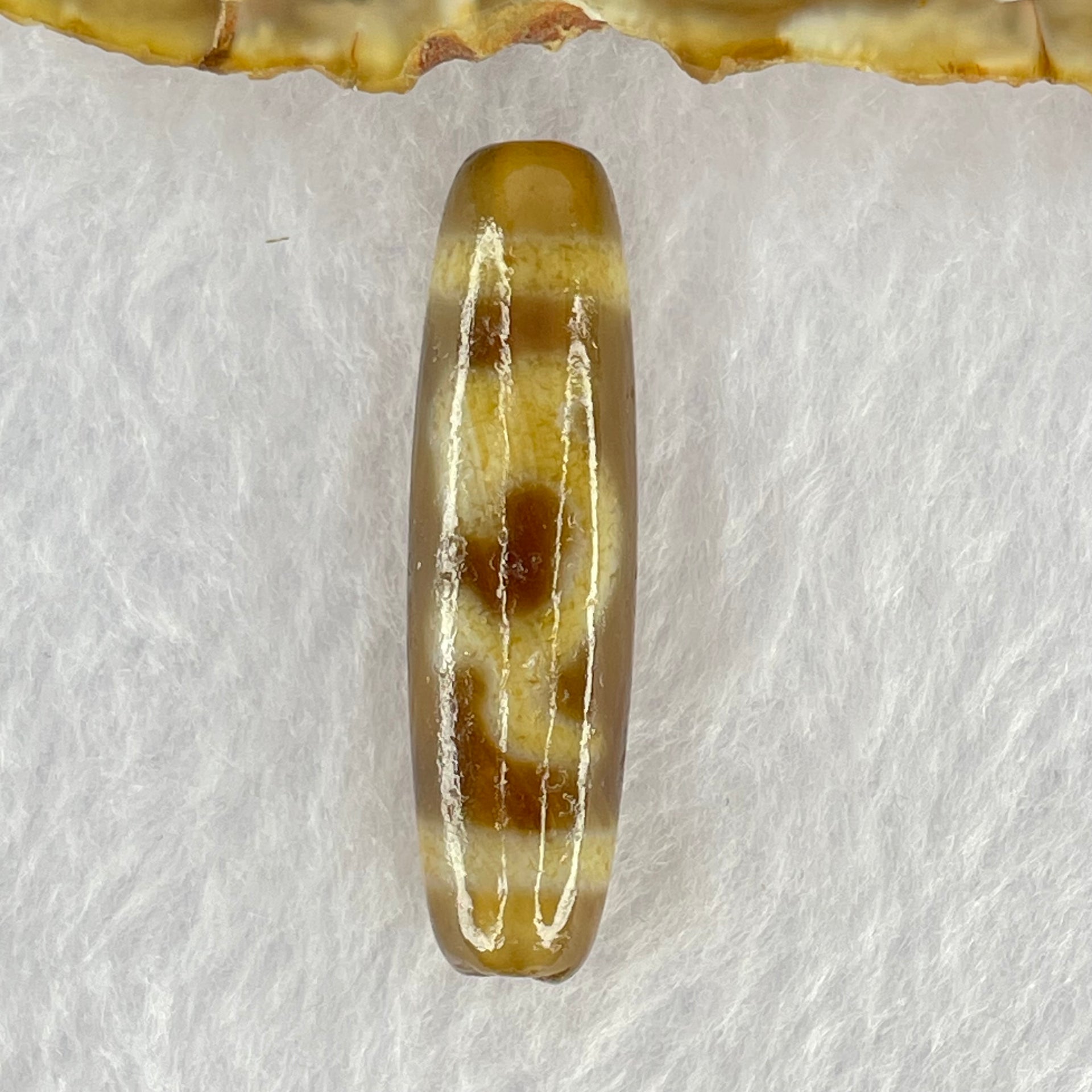 Natural Powerful Tibetan Old Oily Brown Yellowish White Agate Green Tara Dzi Bead Heavenly Master (Tian Zhu) 绿度母天珠 6.05g 37.7 by 10.4mm - Huangs Jadeite and Jewelry Pte Ltd