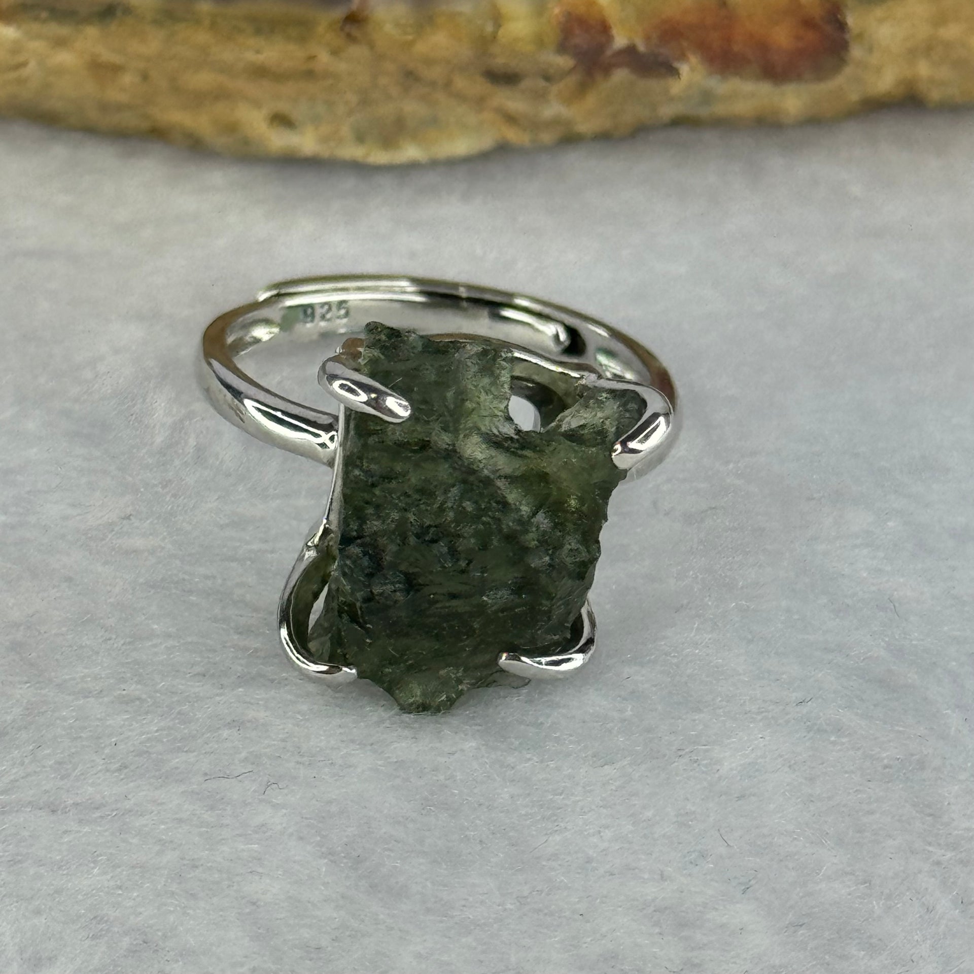 Natural Czech Republic Moldavite Meteorite Crystal in S925 Sliver Ring (Adjustable Size) 天然捷克陨石925银戒指 4.01g 15.1 by 10.4 by 8.2mm - Huangs Jadeite and Jewelry Pte Ltd