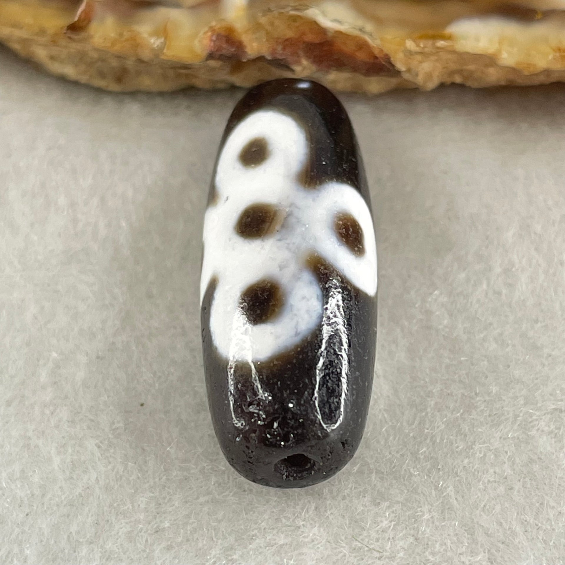 Natural Powerful Tibetan Old Oily Agate 5 Eyes Lightning Dzi Bead Heavenly Master (Tian Zhu) 五眼闪电天珠 5.50g 29.0 by 11.0mm - Huangs Jadeite and Jewelry Pte Ltd