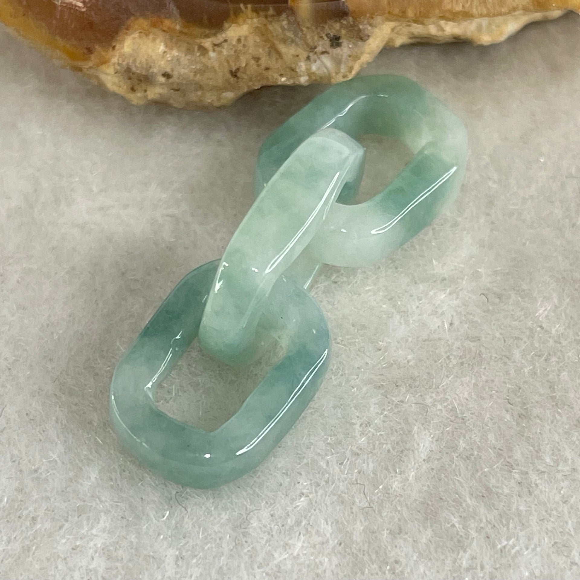 Type A Blueish Green with Faint White Jadeite Rolo Link Chain for Setting 2.26g 15.1 by 9.9 by 3.6mm - Huangs Jadeite and Jewelry Pte Ltd