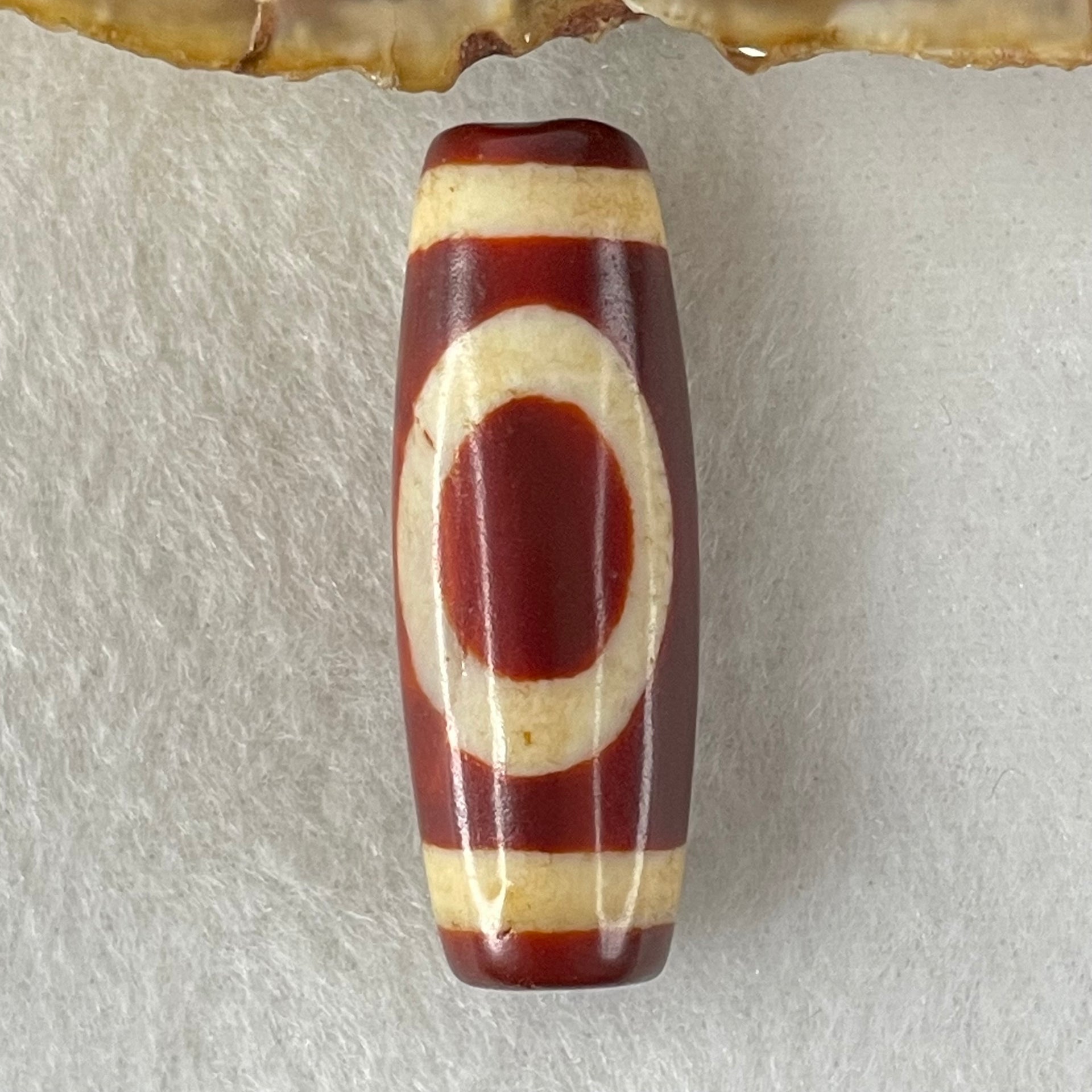 Natural Powerful Tibetan Old Oily Red White Agate One Eye Water Element Dzi Bead Heavenly Master (Tian Zhu) 一眼水元素天珠 10.77g 37.6 by 13.5mm - Huangs Jadeite and Jewelry Pte Ltd