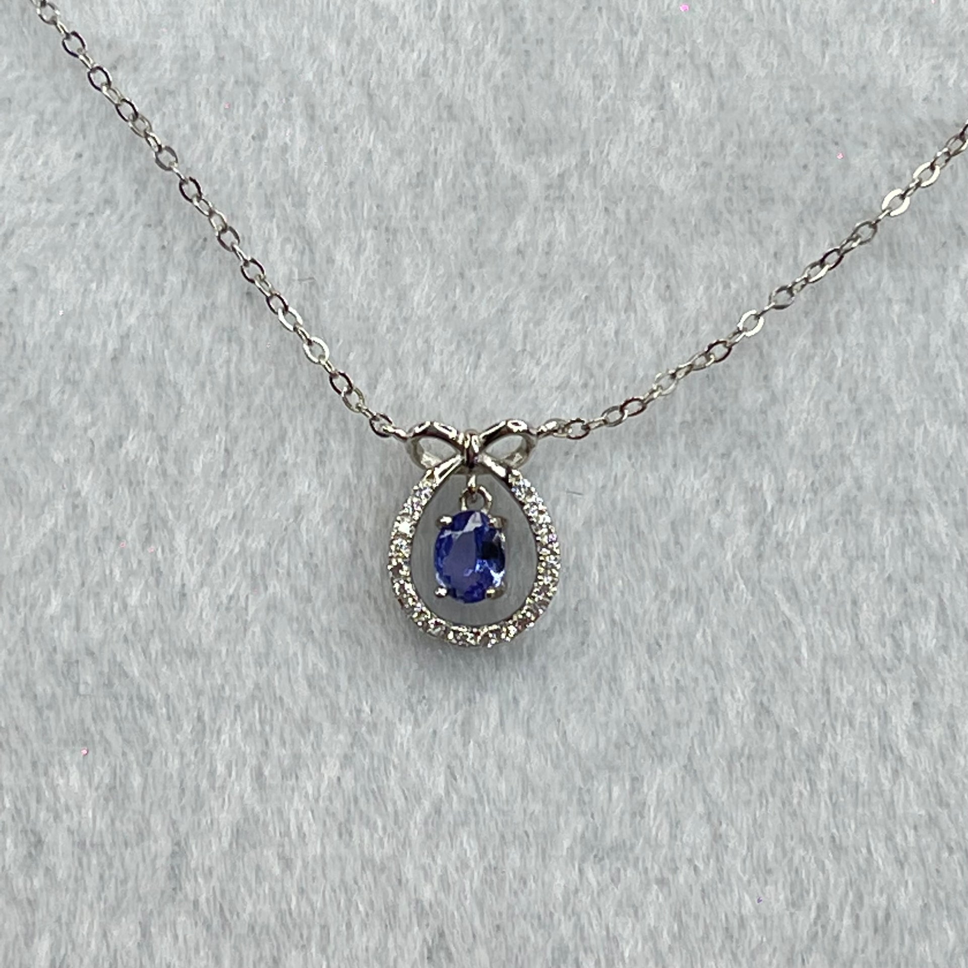 Natural Amethyst in S925 Sliver Necklace 1.85g by 5.5 by 3.6 by 2.2mm - Huangs Jadeite and Jewelry Pte Ltd