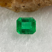 Natural Colombia Vivid Green Emerald (Beryl) Cut-Cornered Rectangular Step cut 0.48ct 5.2 by 4.5 by 2.8mm - Huangs Jadeite and Jewelry Pte Ltd