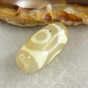 Natural Powerful Tibetan Old Oily Agate 3 Eyes Dzi Bead Heavenly Master (Tian Zhu) 三眼天诛 2.99g 20.0 by 10.1mm - Huangs Jadeite and Jewelry Pte Ltd