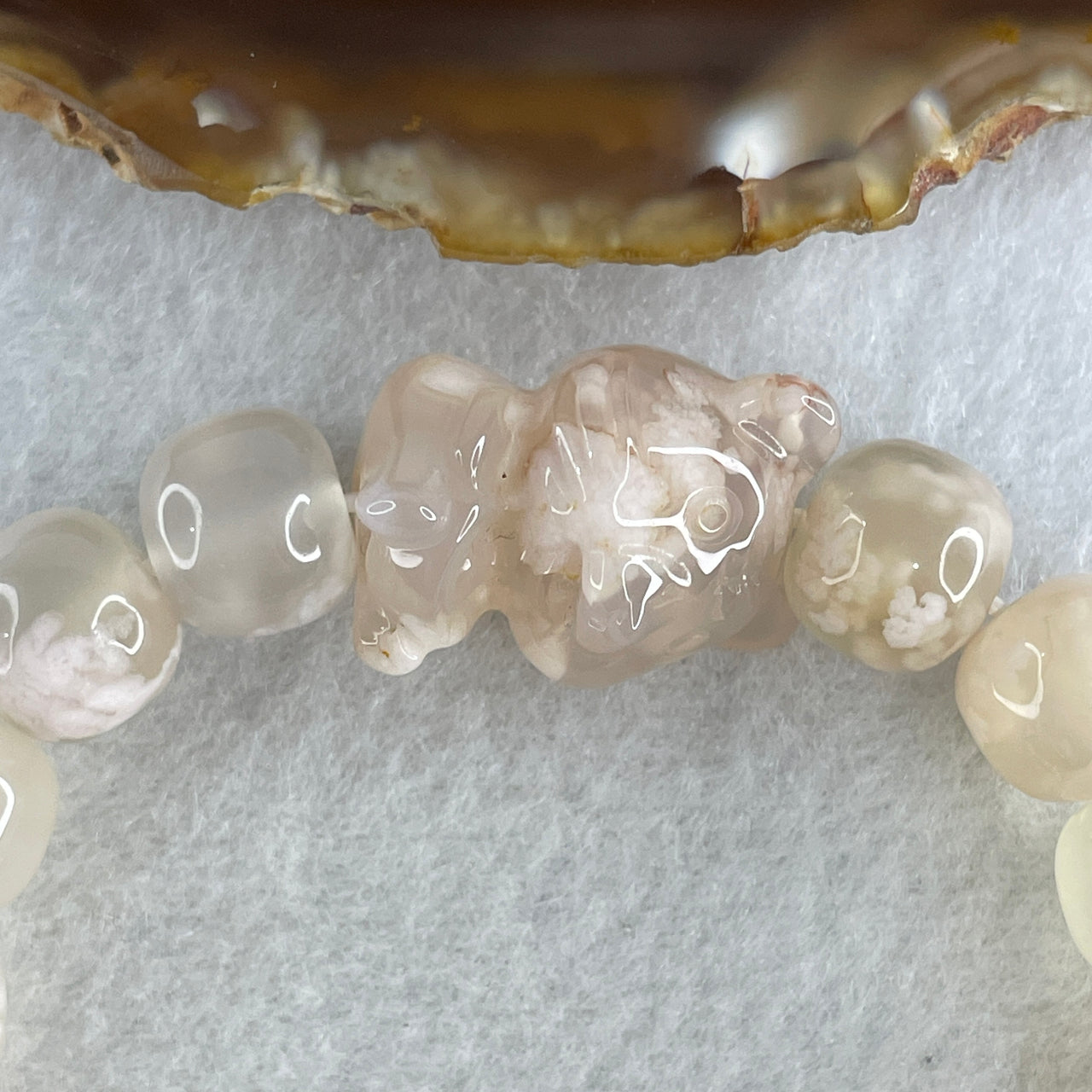 Natural Pinkish with White Flower Agate Beads with Fortune Cat Charm Bracelet 41.52g 23.9 by 17.8 by 17.6mm Cat - 11.2mm 17 Beads - Huangs Jadeite and Jewelry Pte Ltd