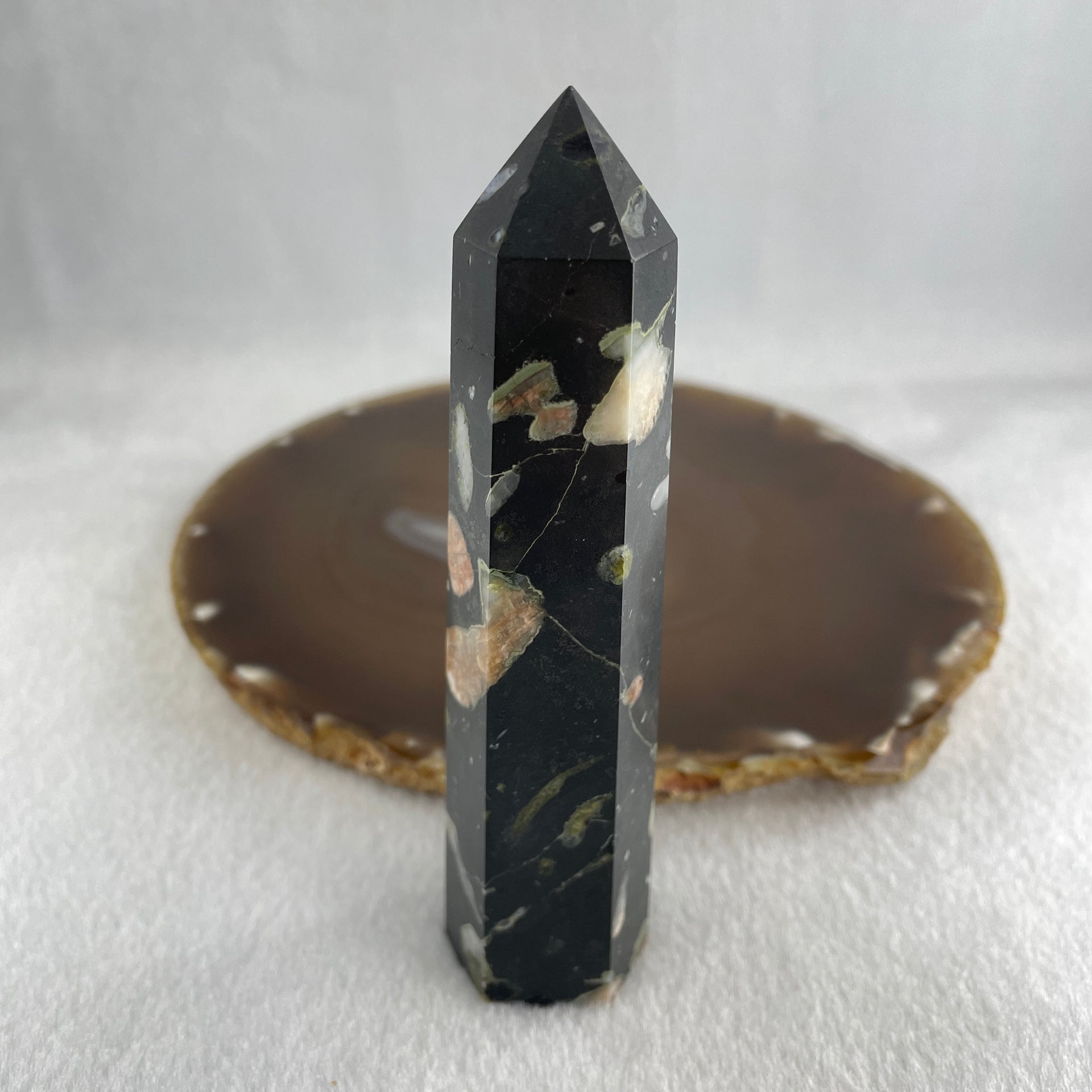 Natural Green Jasper Quartz Tower Display 121.93g 110.5 by 28.5 by 25.4mm - Huangs Jadeite and Jewelry Pte Ltd