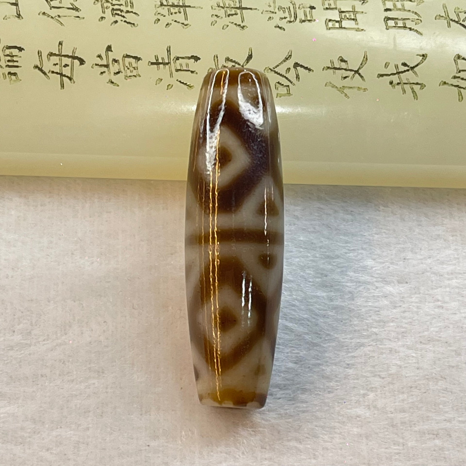 Natural Powerful Tibetan Old Oily Agate 6 Eye Vajra Dzi Bead Heavenly Master (Tian Zhu) 六眼金刚杵天诛 14.35g 47.4 by 14.0mm - Huangs Jadeite and Jewelry Pte Ltd