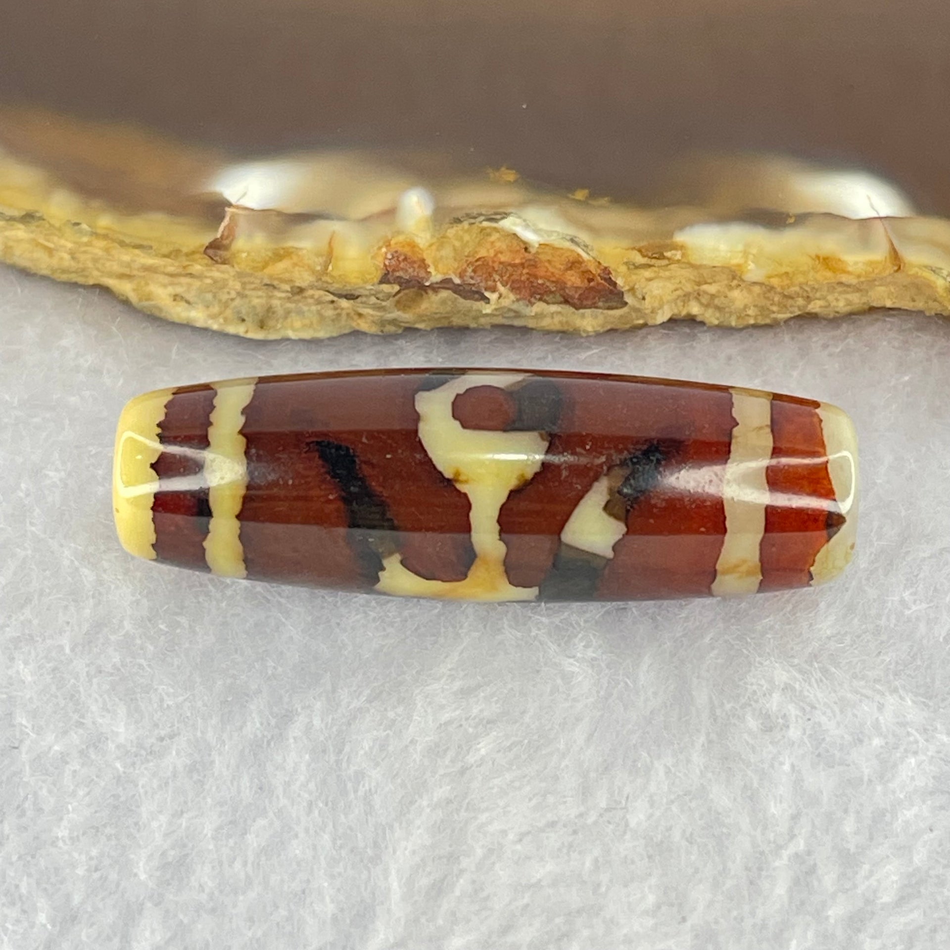 Natural Powerful Tibetan Old Oily Agate Patina Guiren Tairen Human Dzi Bead Totem Amulet Heavenly Master (Tian Zhu) 贵人天诛 8.70g 37.7 by 12.1mm - Huangs Jadeite and Jewelry Pte Ltd