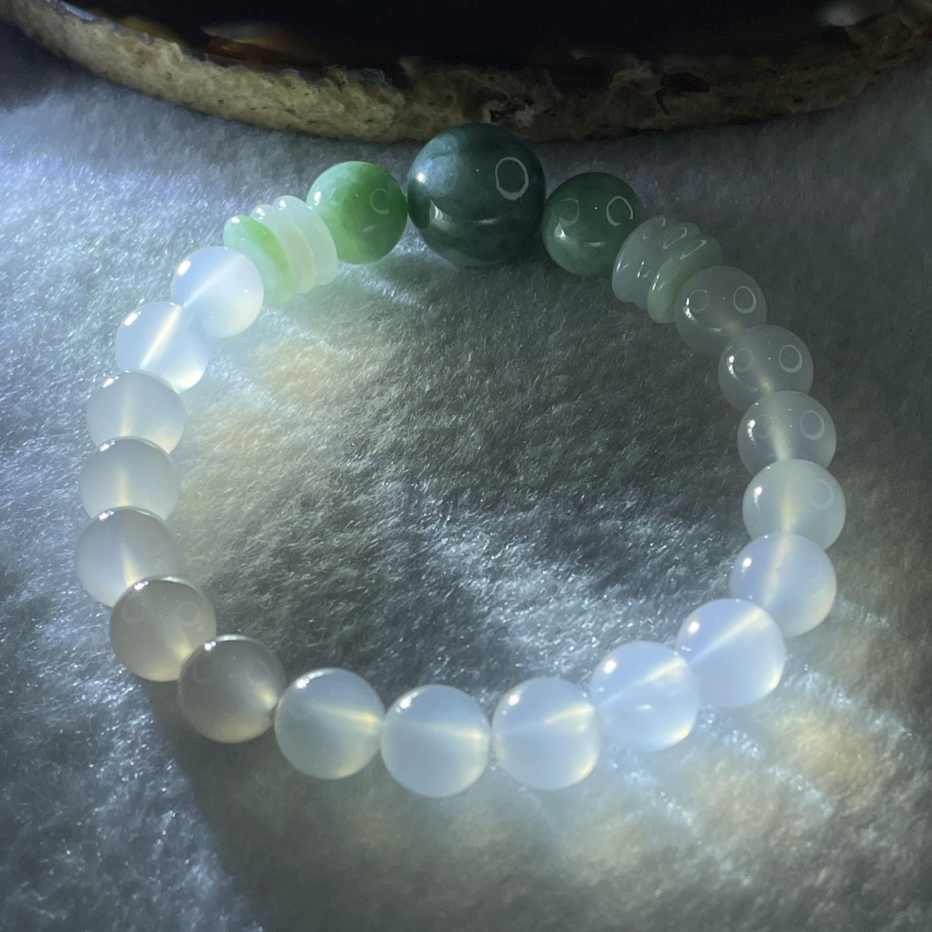 Natural Type A Green Jadeite with White Agate Beads and Donut Bracelet 22.26g 15cm 13.3mm 1Bead - 9.7mm 2 Beads - 8.3mm 17Beads - Huangs Jadeite and Jewelry Pte Ltd