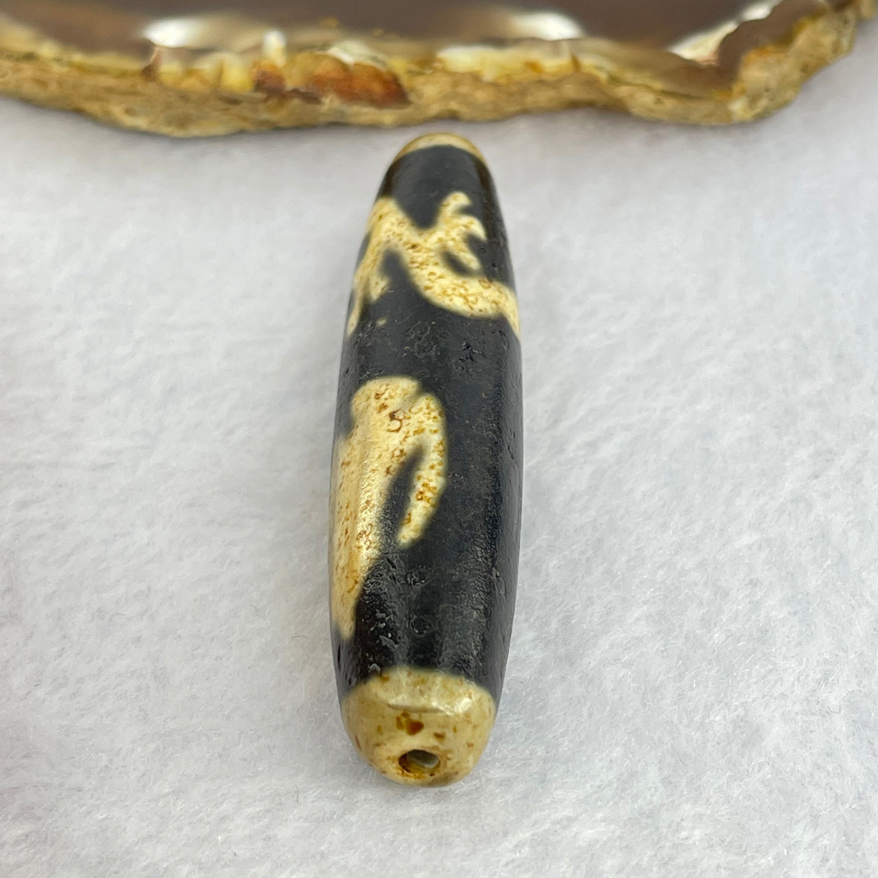 天然强力西藏老油性玛瑙龙天珠天师（天珠）龙天珠17.78 克59.5 x 14.2 毫米