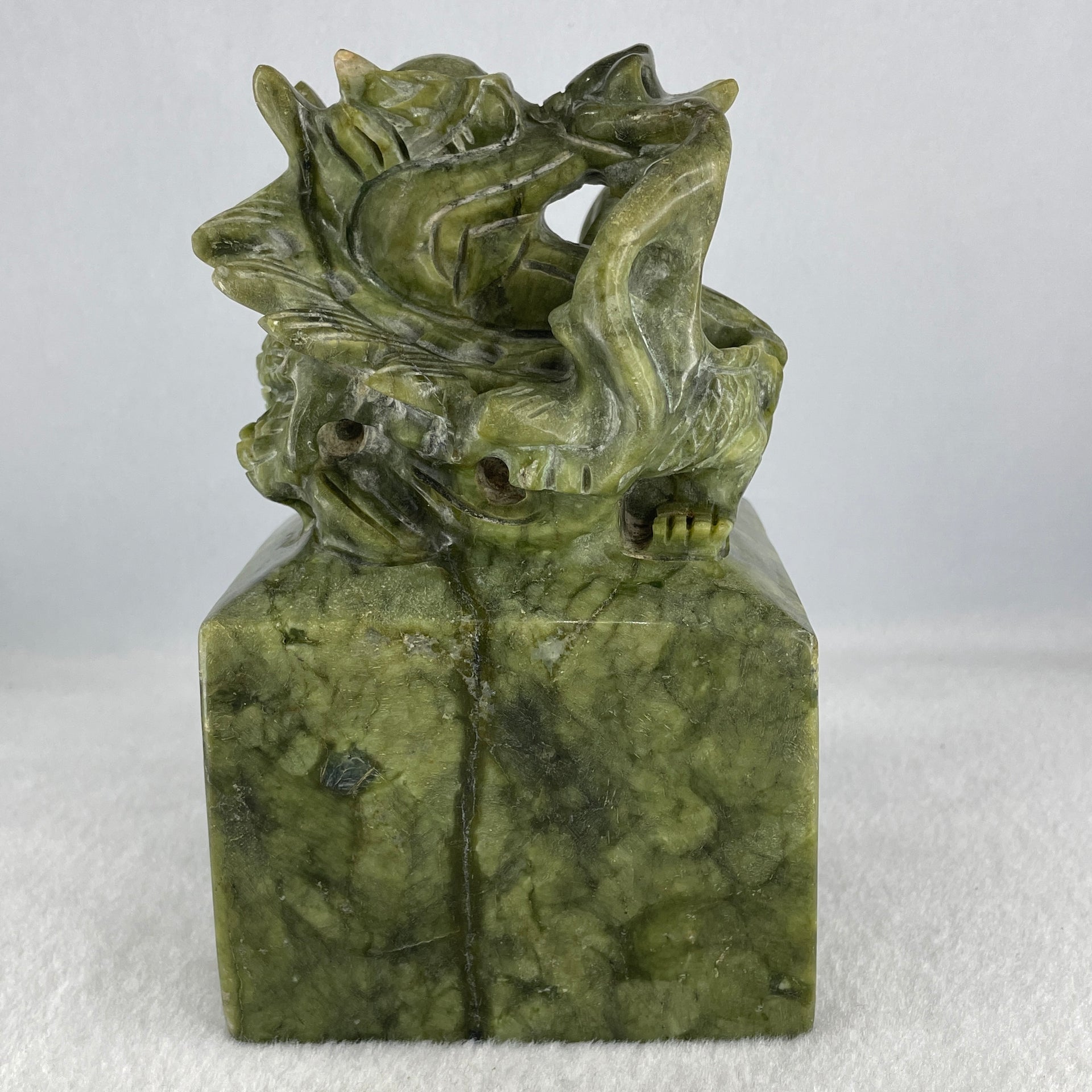 Natural Green Serpentine Dragon Seal Display 2,301.4g 92.5 by 91.5 by 145.0mm - Huangs Jadeite and Jewelry Pte Ltd