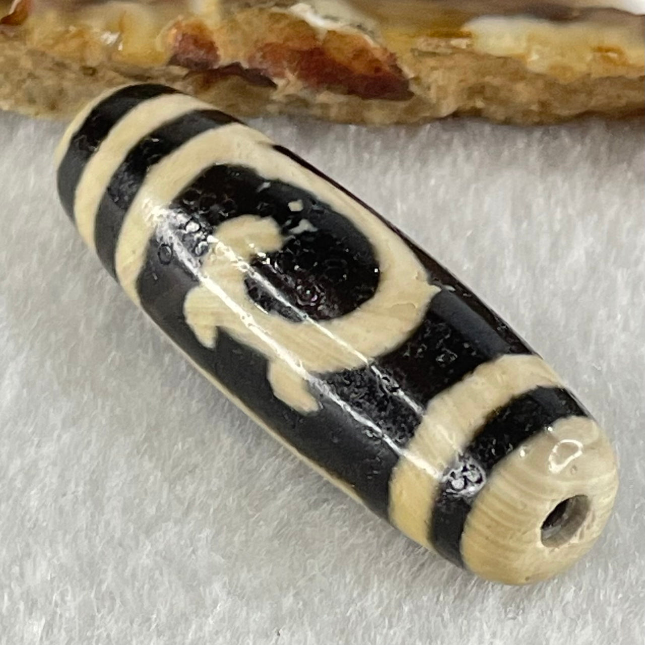 Natural Powerful Tibetan Old Oily Agate Double Du Mu Dzi Bead Heavenly Master (Tian Zhu) 9.15g 37.2 by 12.4mm - Huangs Jadeite and Jewelry Pte Ltd