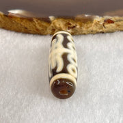 Natural Powerful Tibetan Old Oily Agate Water Lines 8 Eyes Dzi Bead Heavenly Master (Tian Zhu) 水纹八眼天诛 9.56g 38.4 by 12.6mm - Huangs Jadeite and Jewelry Pte Ltd