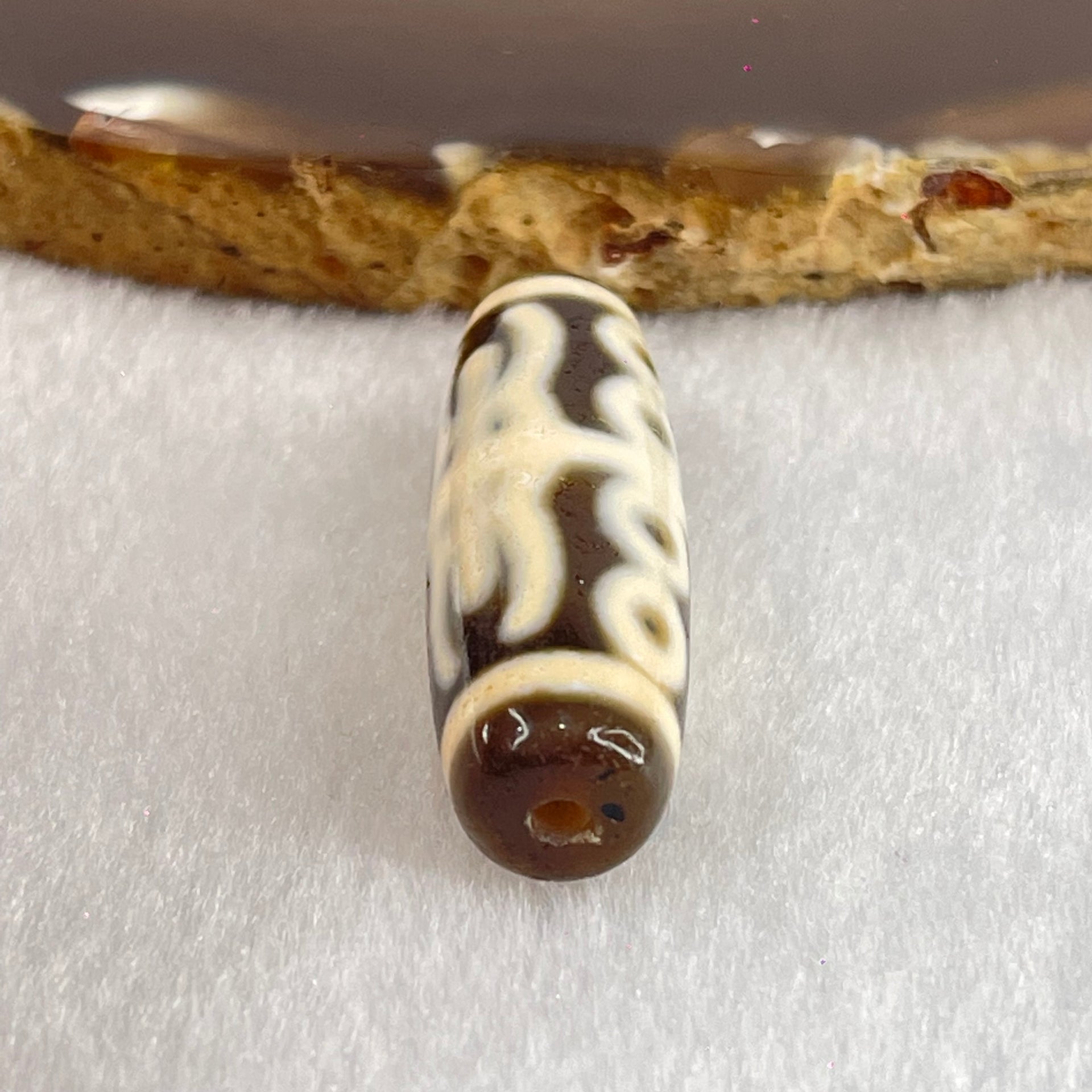 Natural Powerful Tibetan Old Oily Agate Water Lines 8 Eyes Dzi Bead Heavenly Master (Tian Zhu) 水纹八眼天诛 9.56g 38.4 by 12.6mm - Huangs Jadeite and Jewelry Pte Ltd