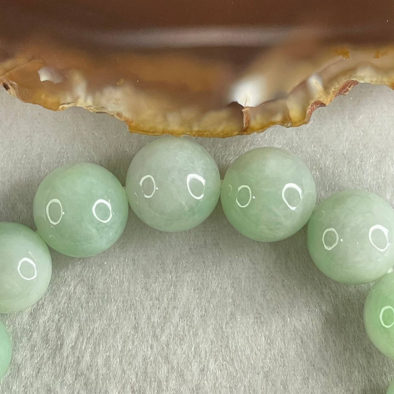 Type A Light Green Jadeite Beads Bracelet 54.51g 16cm 12.7mm 16 Beads - Huangs Jadeite and Jewelry Pte Ltd