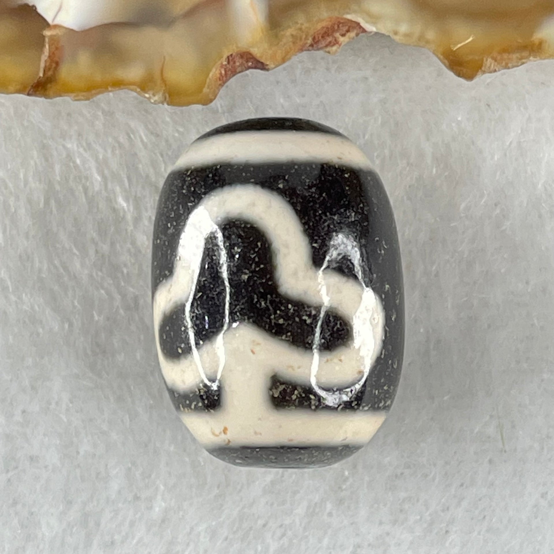 Natural Powerful Tibetan Old Oily Agate Double Bodhi Tree Dzi Bead Heavenly Master (Tian Zhu) 菩提树天珠 4.57g 17.8 by 12.8mm - Huangs Jadeite and Jewelry Pte Ltd